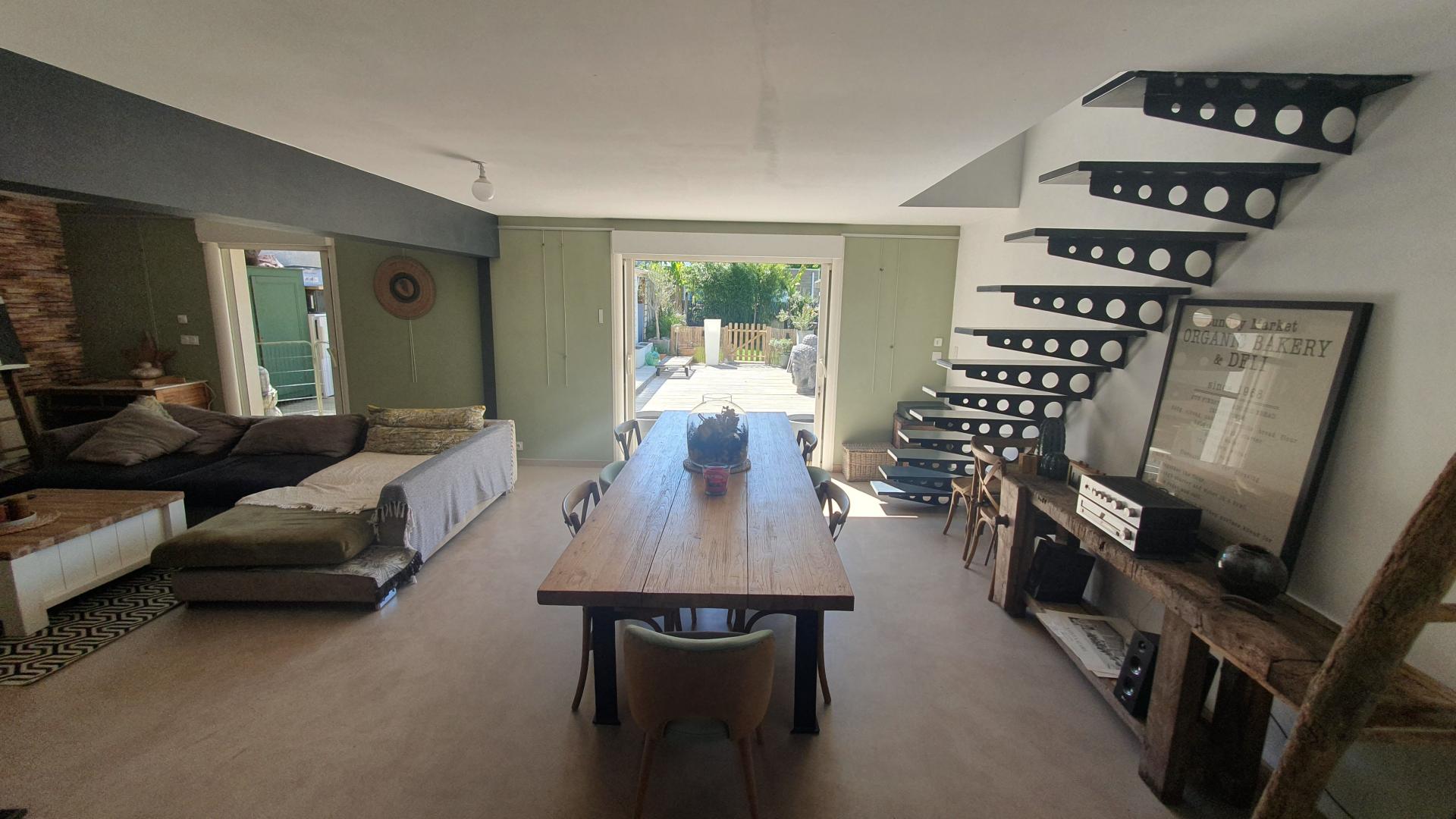 Miniature photo - 2 / 11