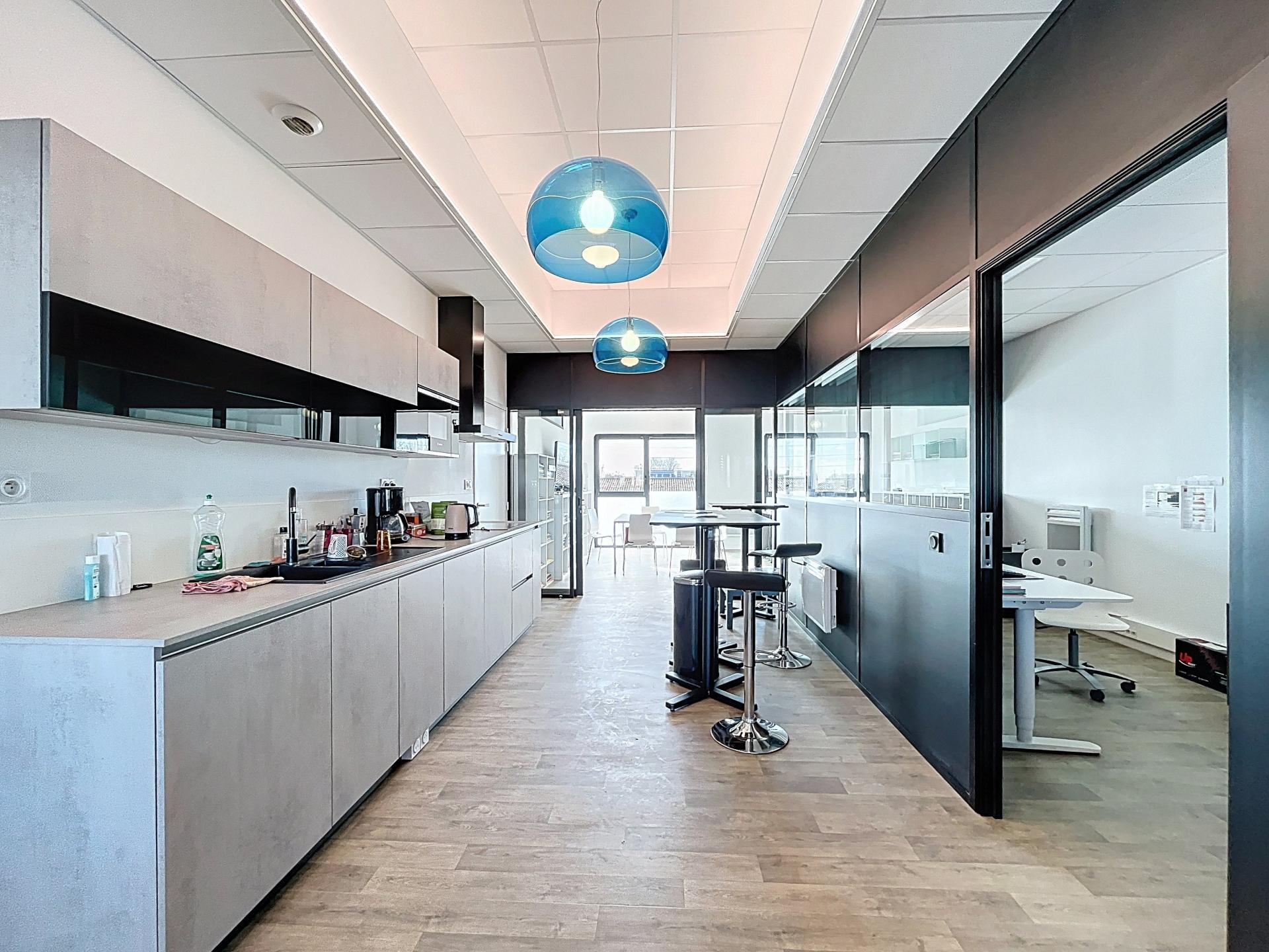 Miniature photo - 3 / 7