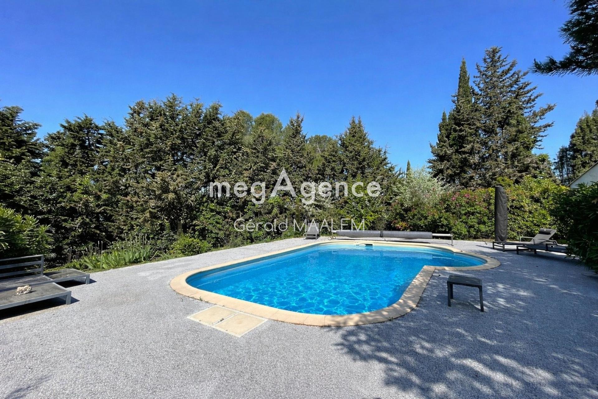 Miniature photo - 4 / 16