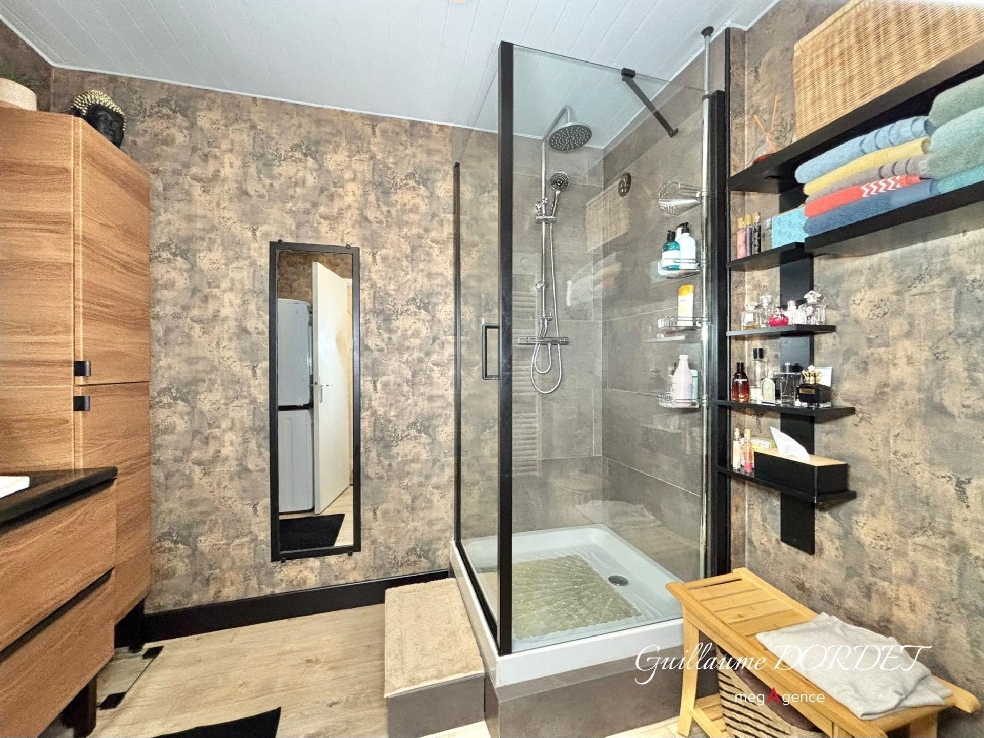 Miniature photo - 11 / 18