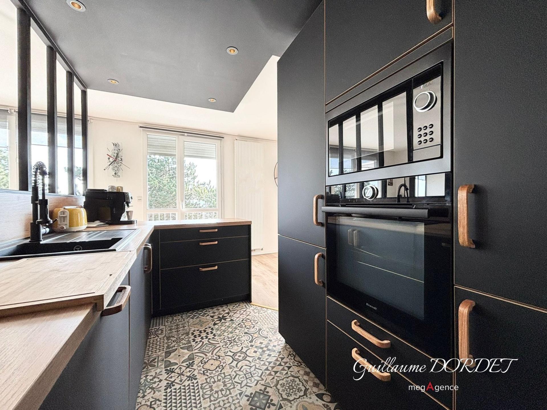 Miniature photo - 7 / 18