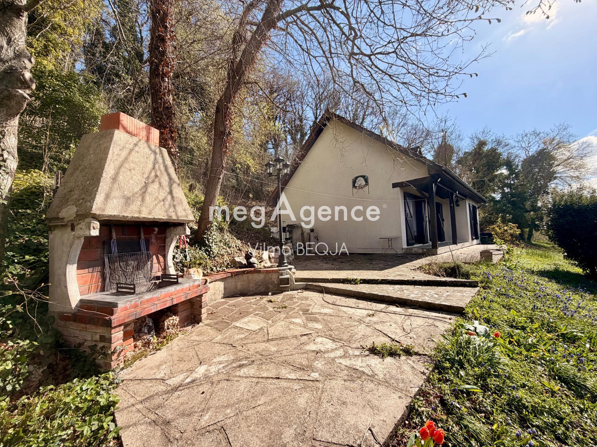 Miniature photo - 2 / 18