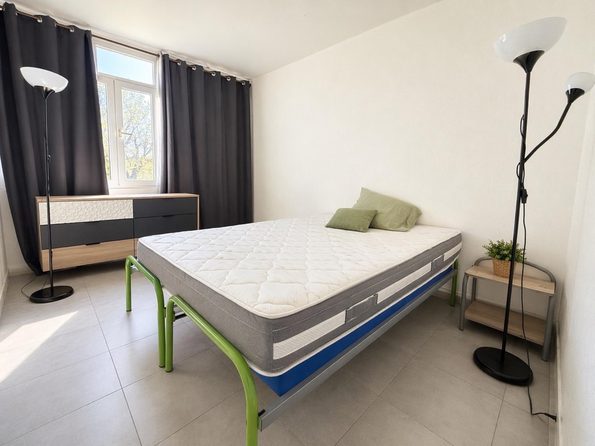 Miniature photo - 4 / 6