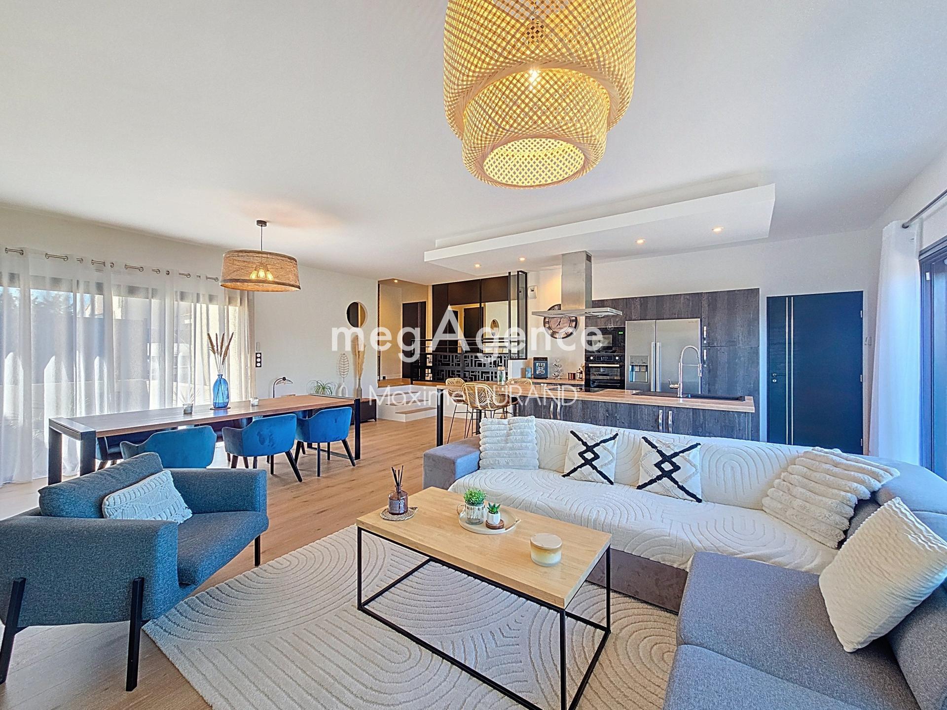 Miniature photo - 2 / 20