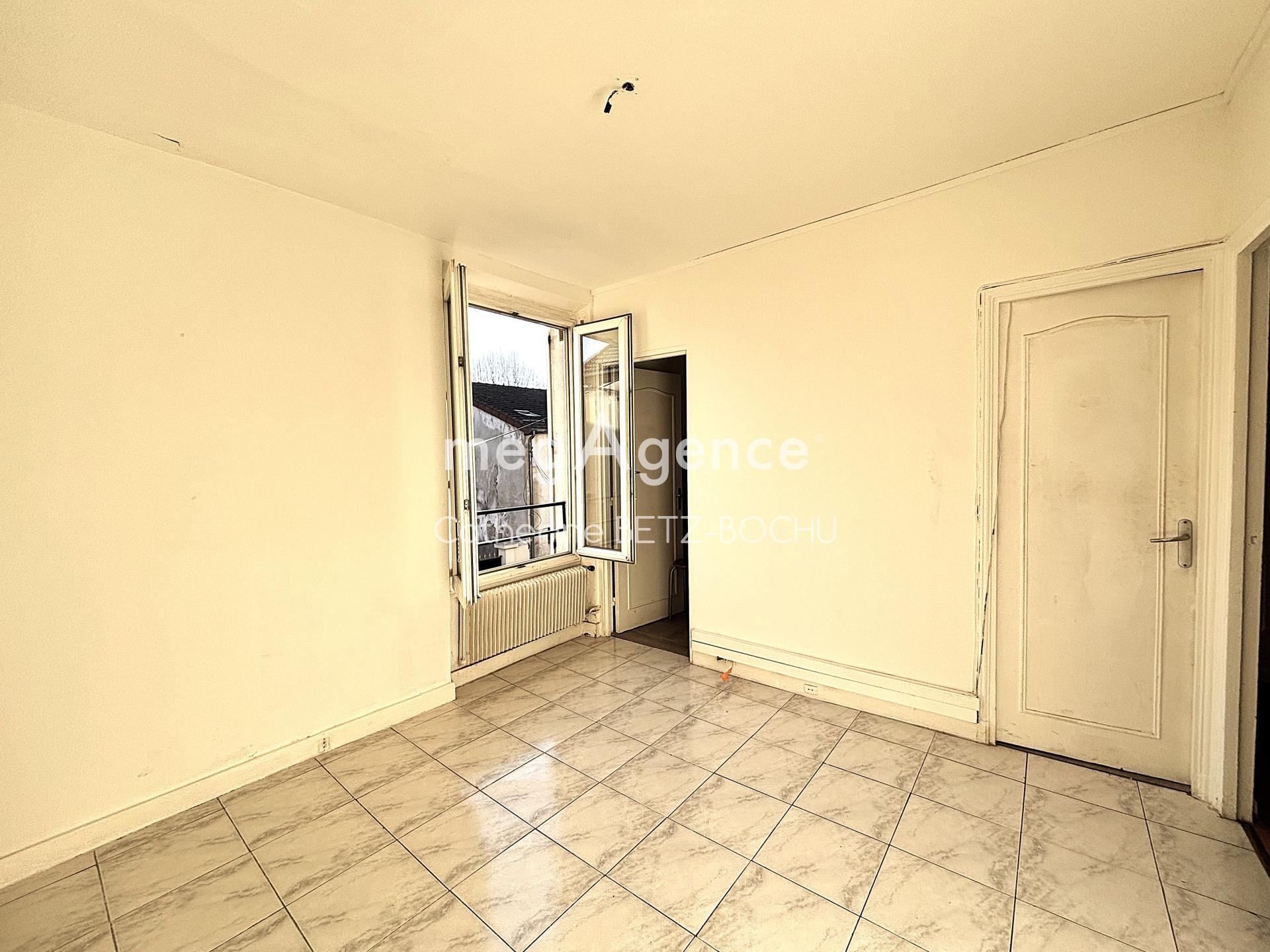 Miniature photo - 2 / 10