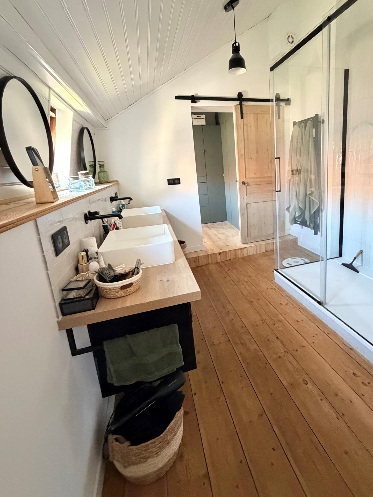 Miniature photo - 9 / 12