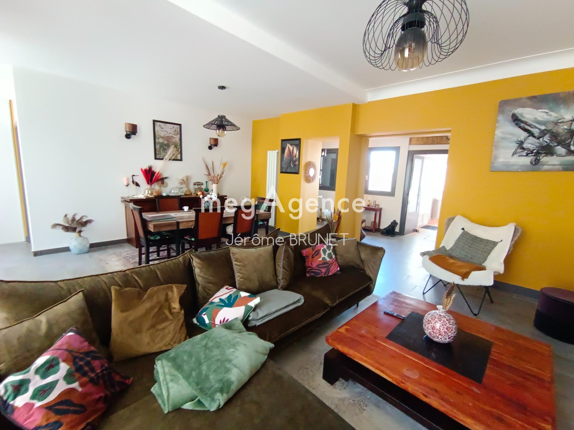 Miniature photo - 2 / 12