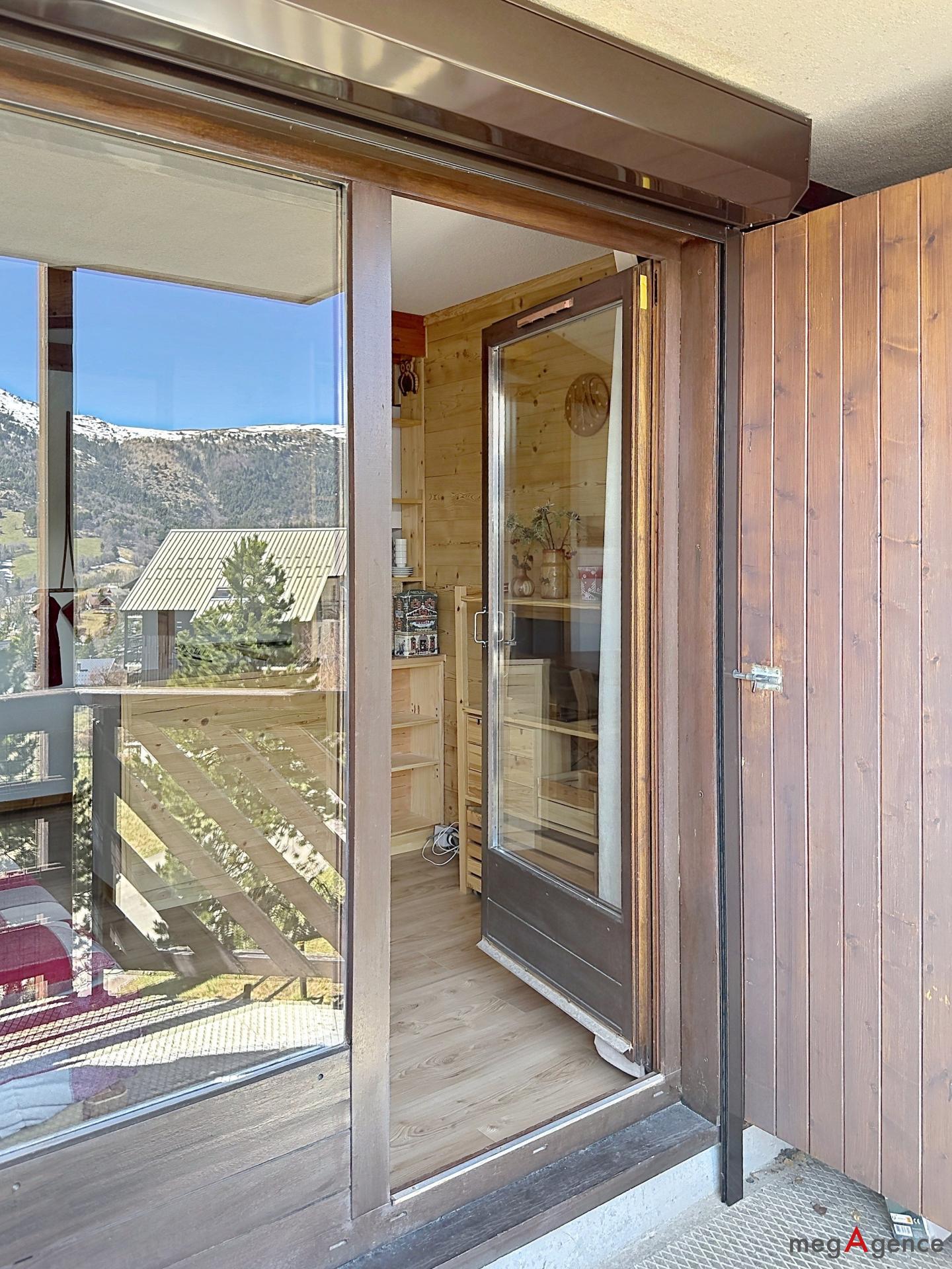 Miniature photo - 11 / 11