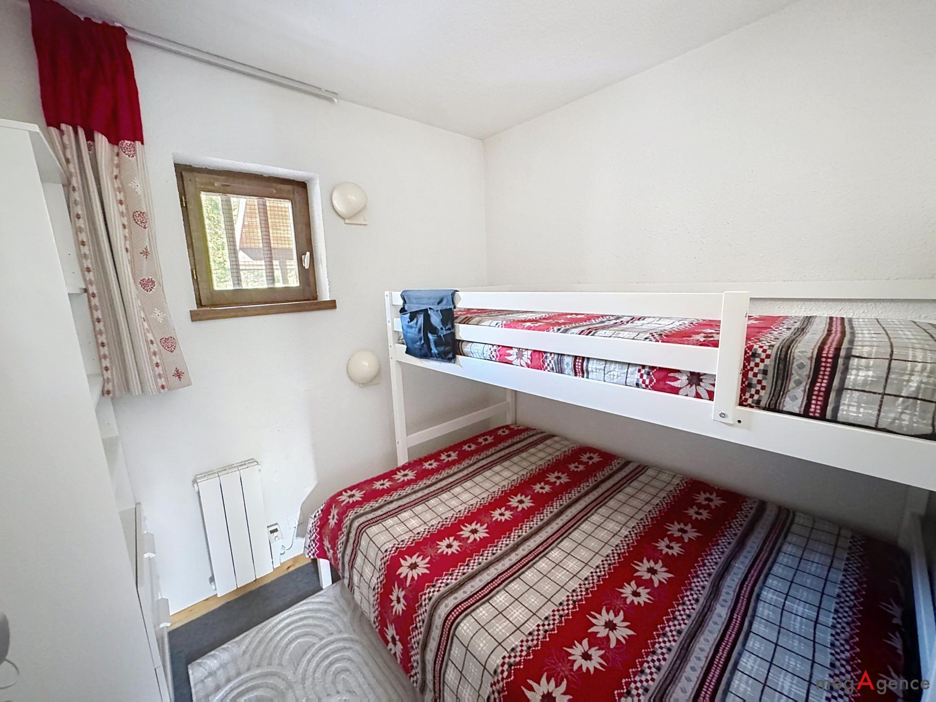 Miniature photo - 9 / 11