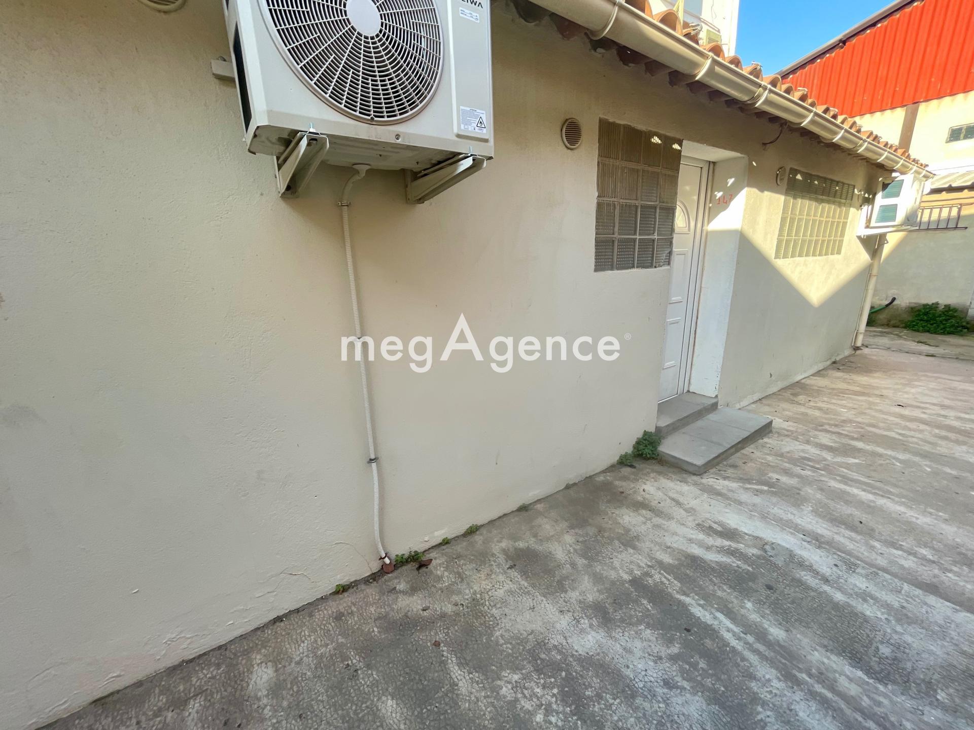 Miniature photo - 2 / 16