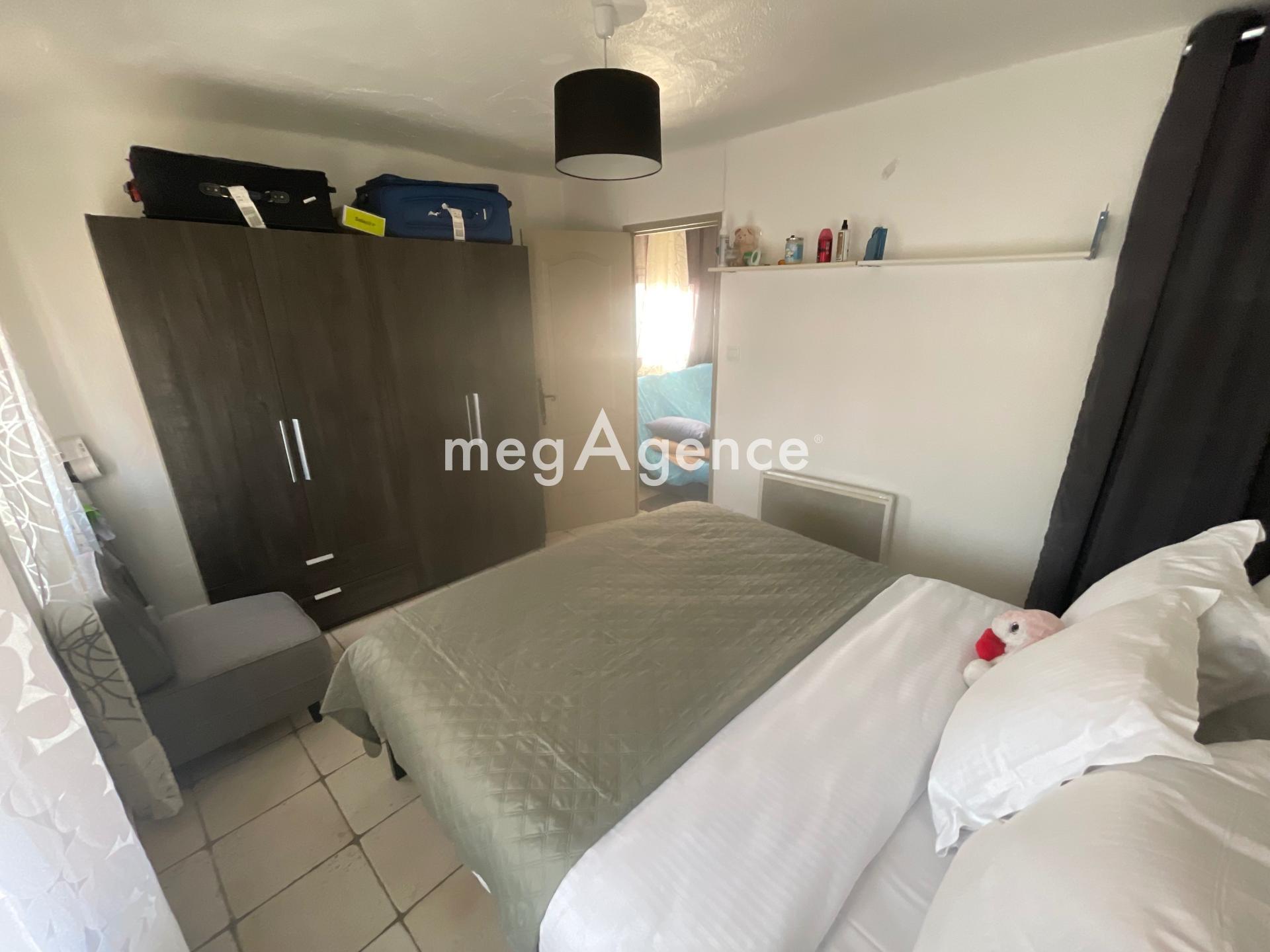 Miniature photo - 11 / 16