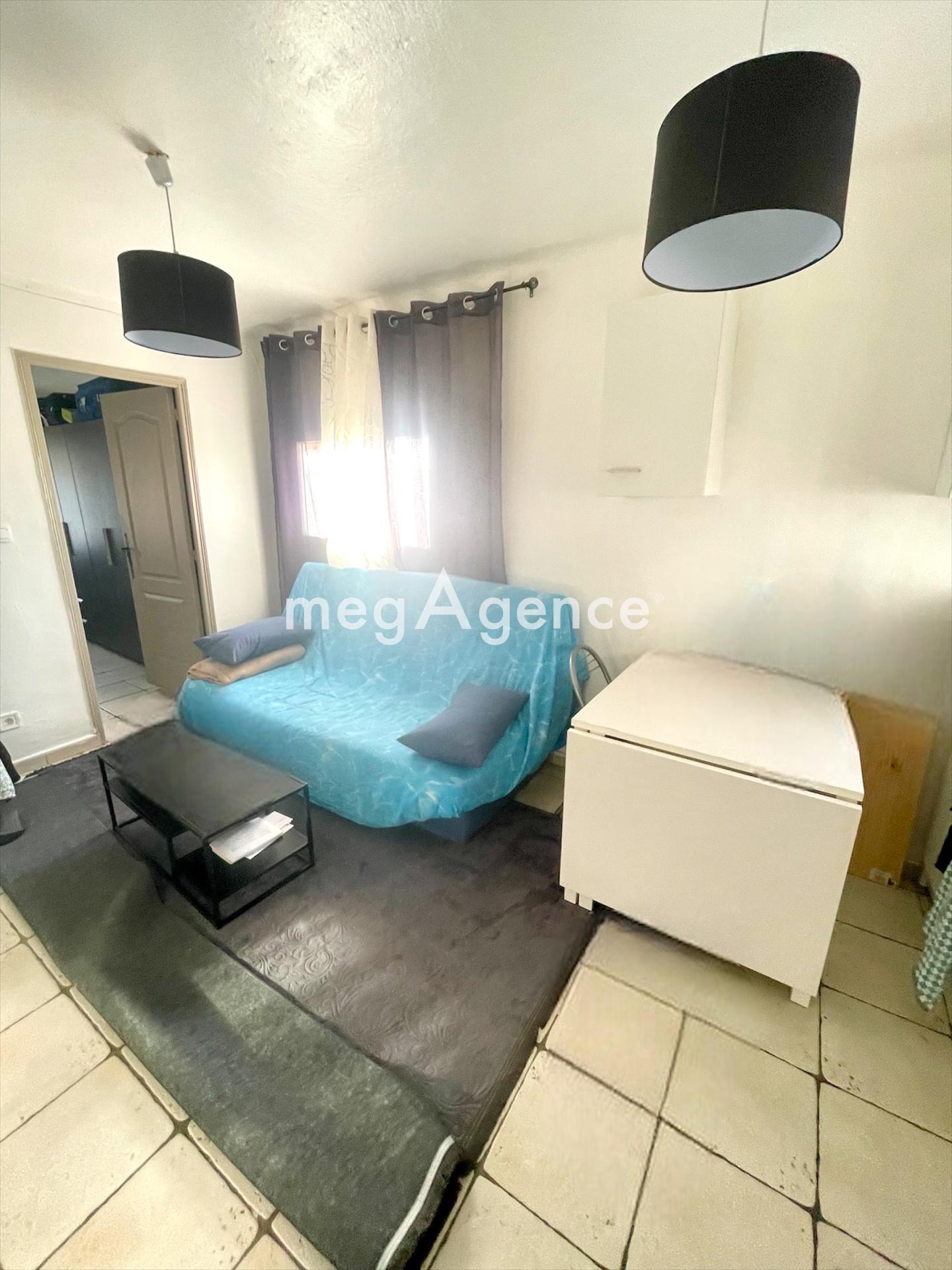 Miniature photo - 8 / 16