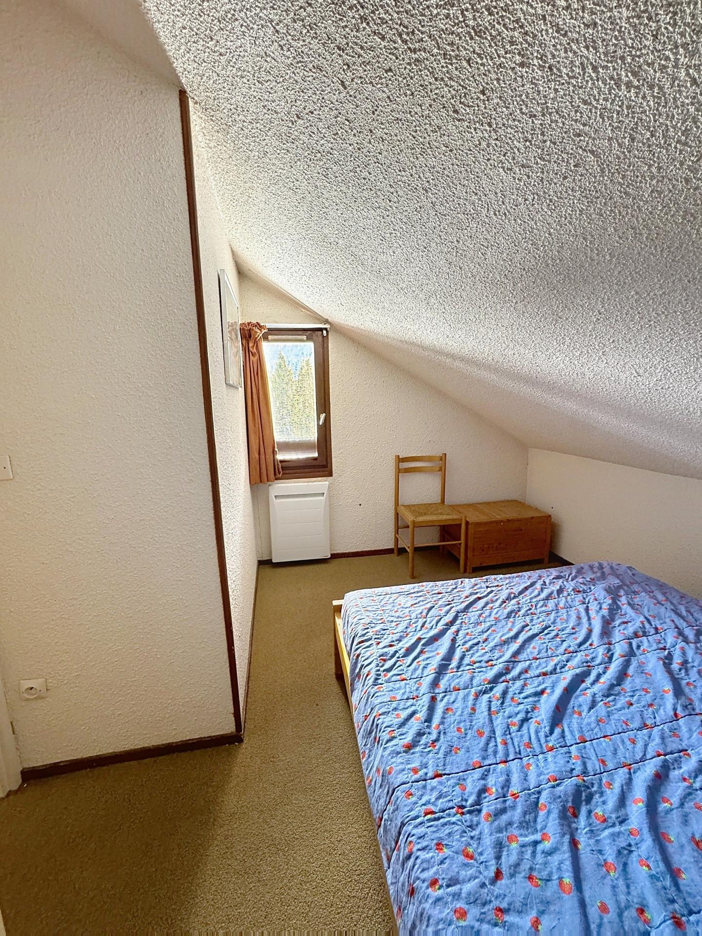 Miniature photo - 7 / 10