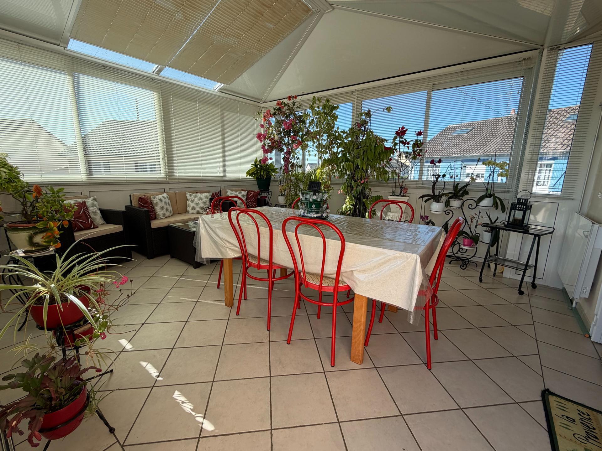 Miniature photo - 2 / 14