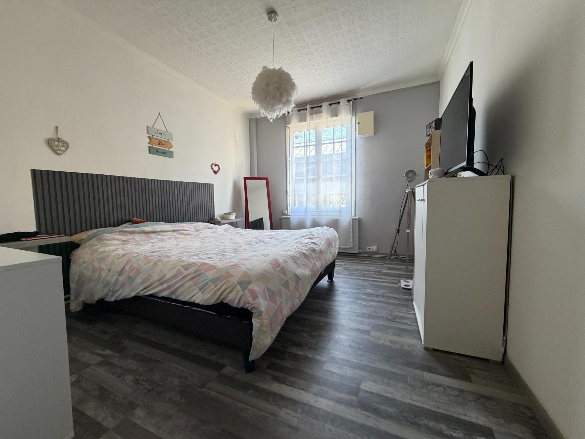 Miniature photo - 13 / 16