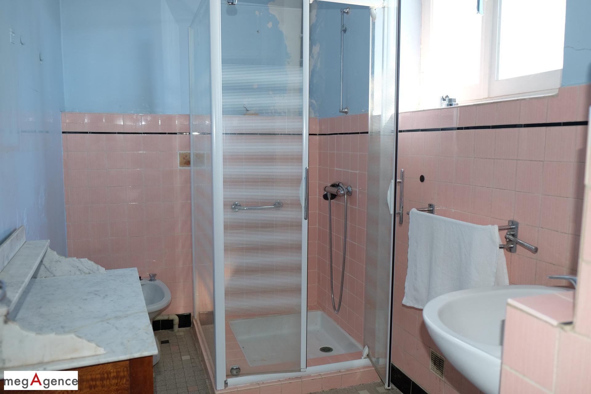 Miniature photo - 20 / 20