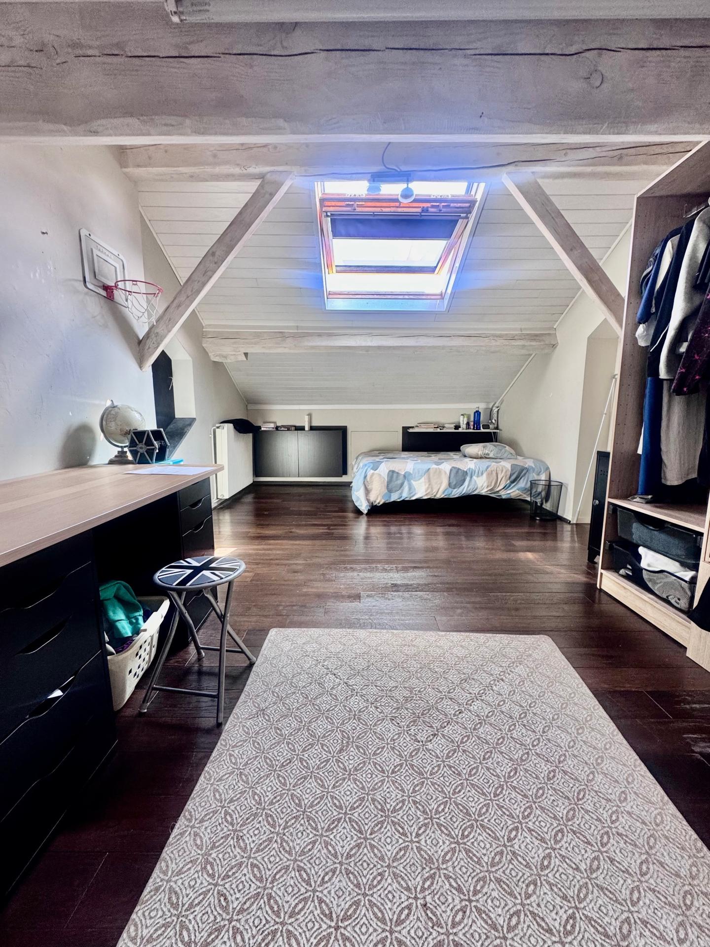 Miniature photo - 10 / 17