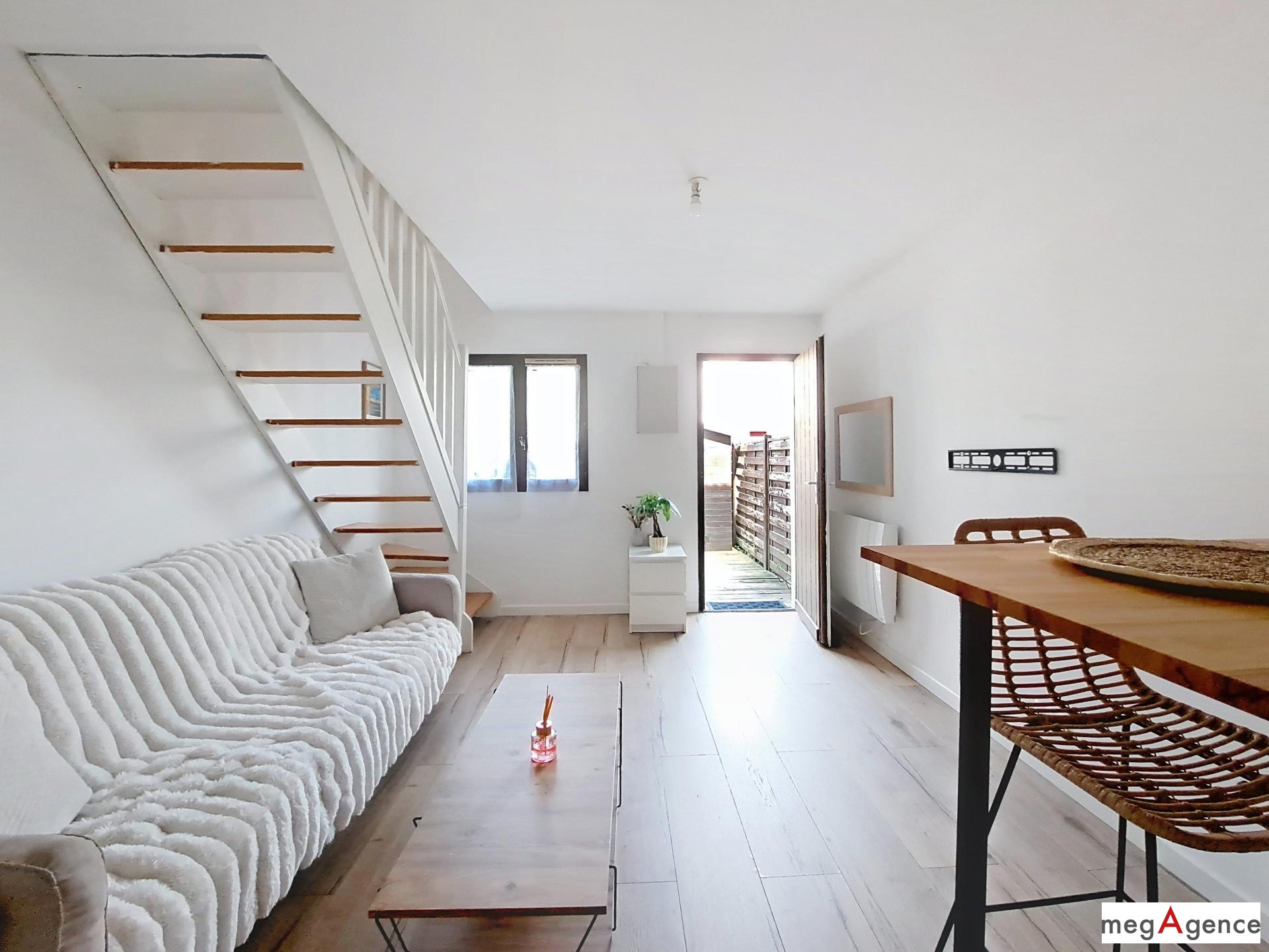 Miniature photo - 2 / 8