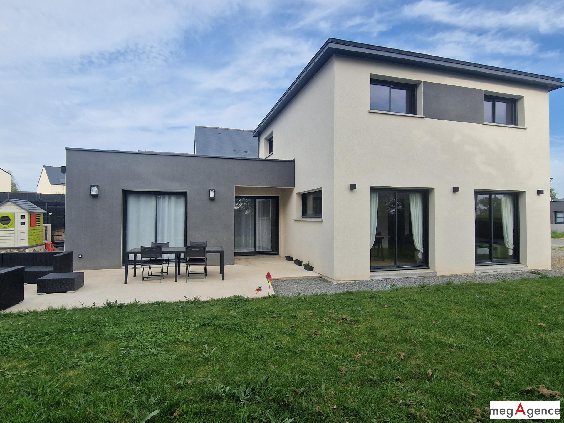Maison 5 pièces 127 m² · à Baulon · 127 m² · 379 000 €