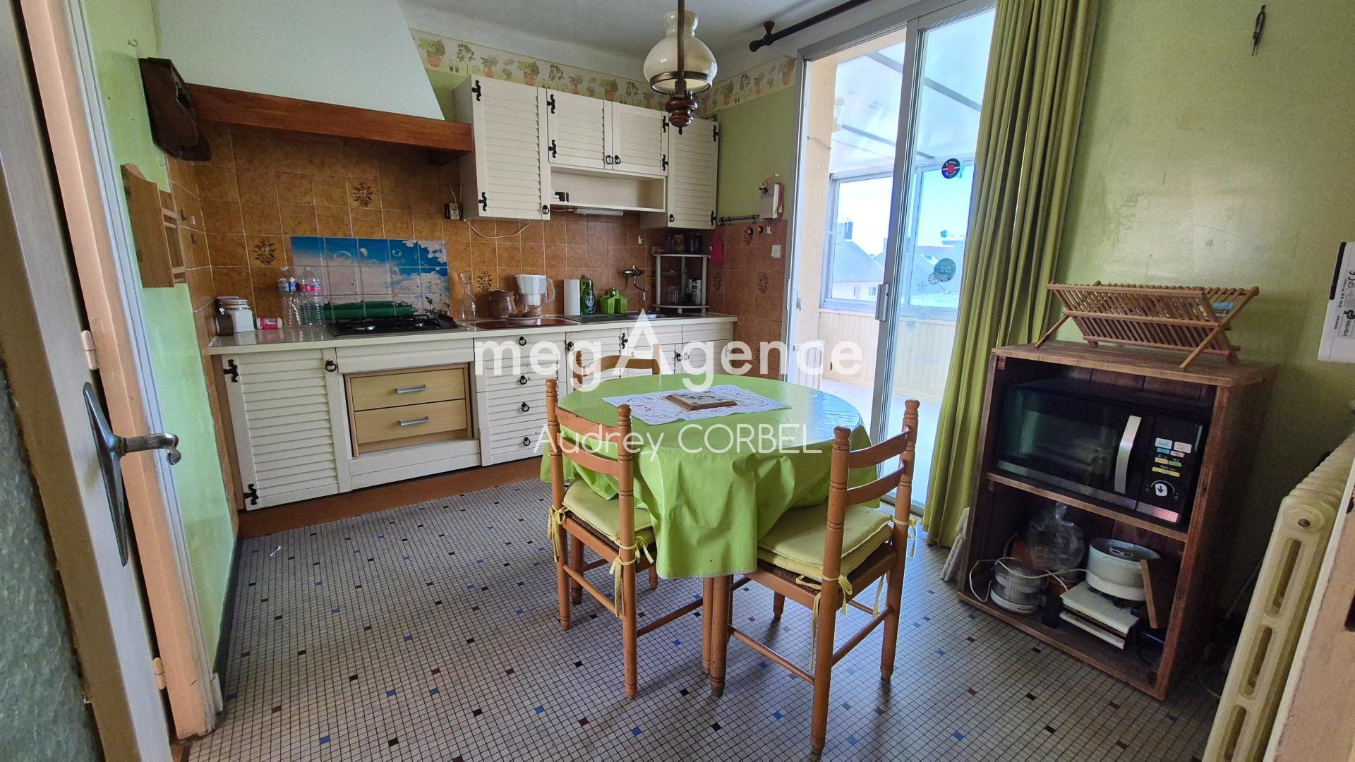 Miniature photo - 2 / 13