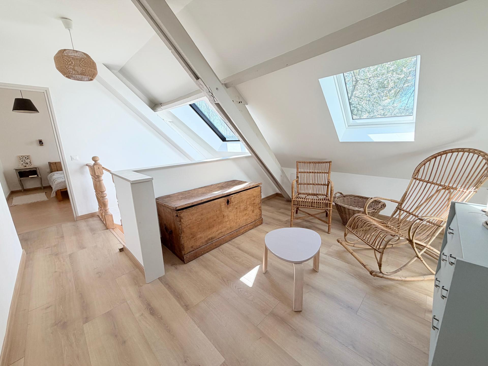 Miniature photo - 5 / 9