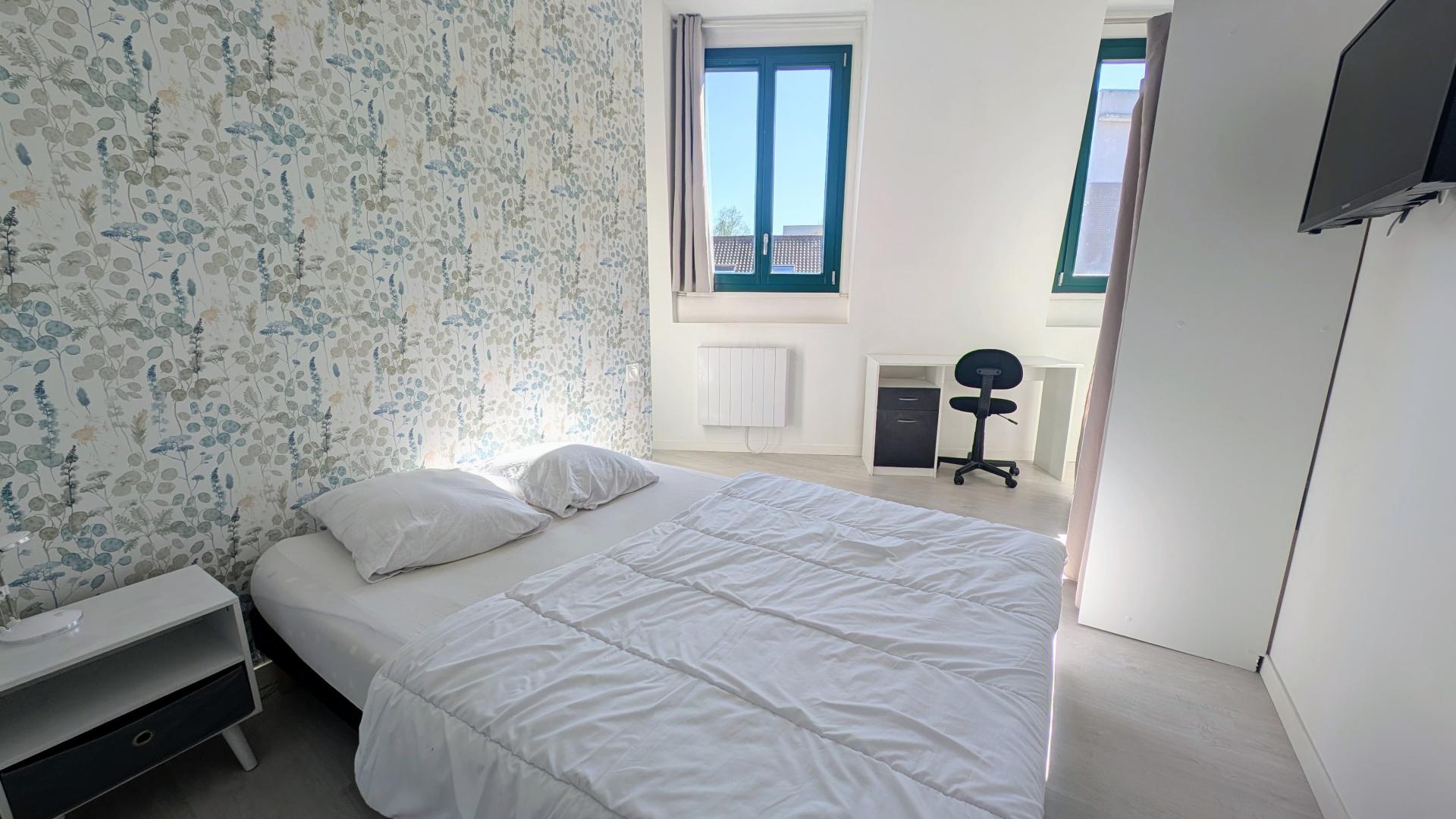 Miniature photo - 3 / 10