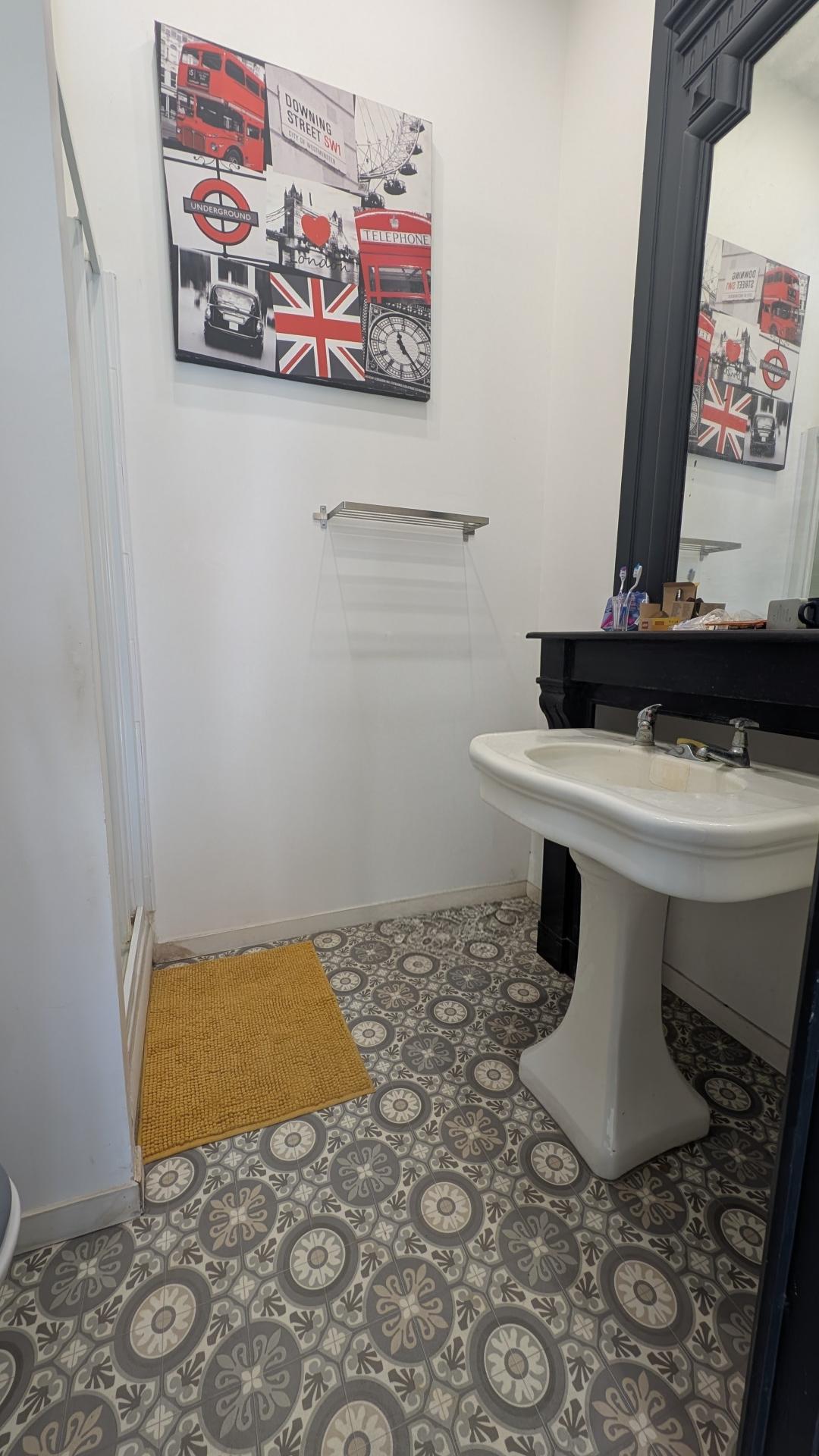 Miniature photo - 6 / 10