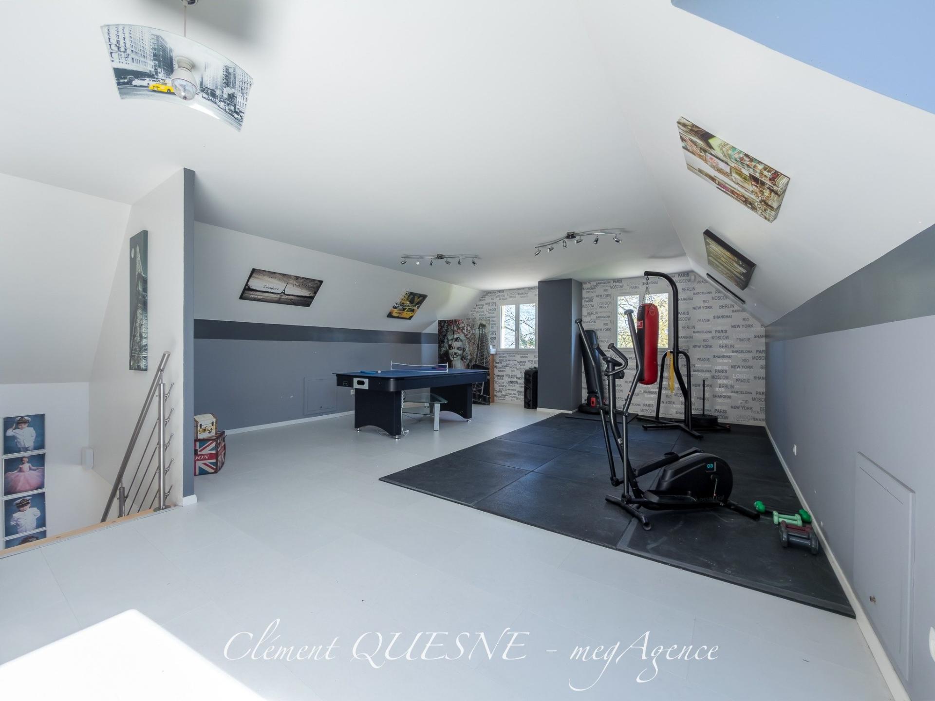 Miniature photo - 10 / 19