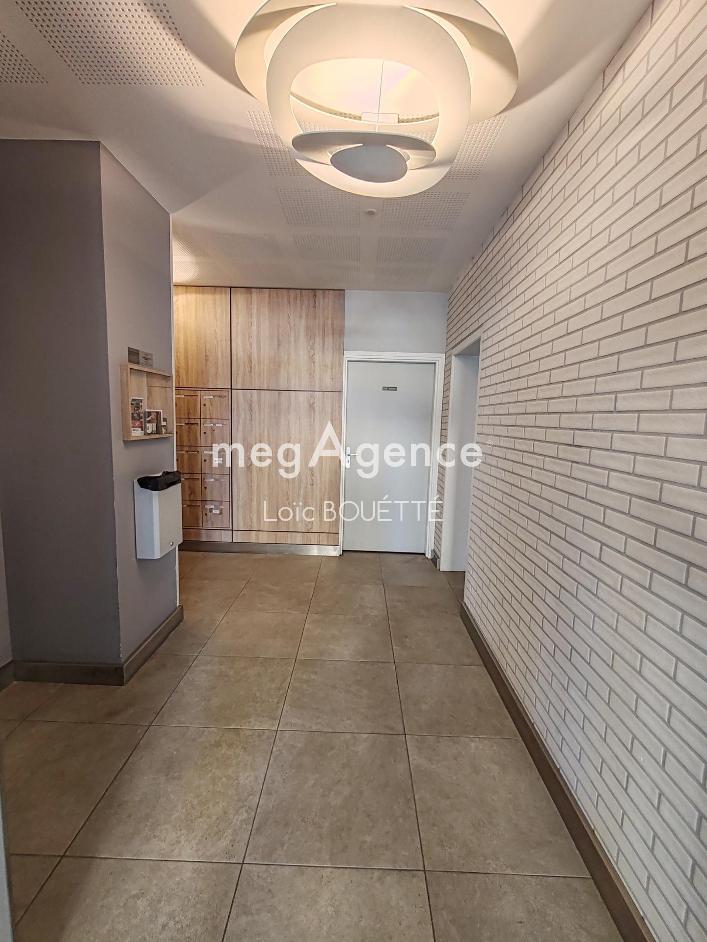 Miniature photo - 6 / 6