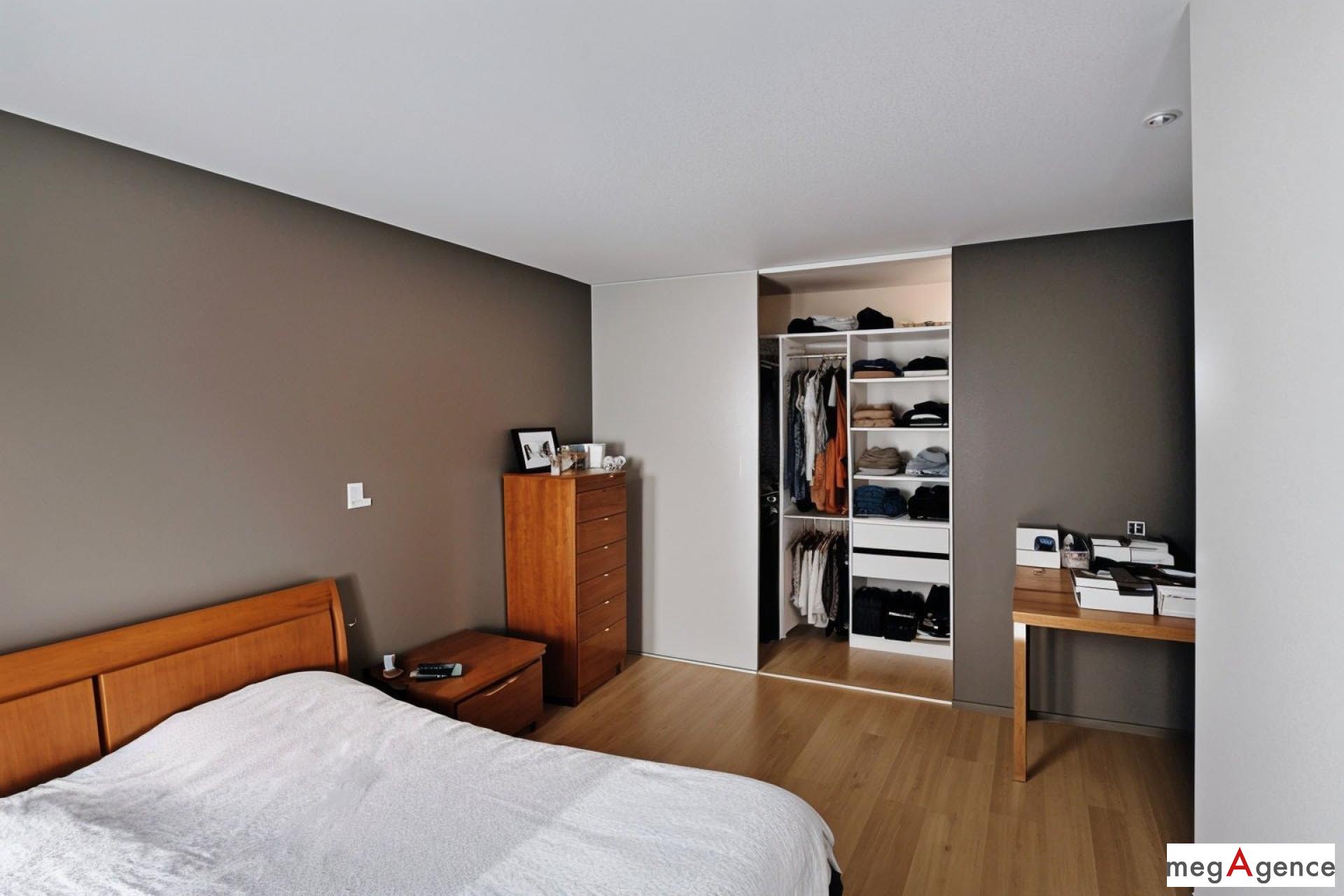 Miniature photo - 10 / 15