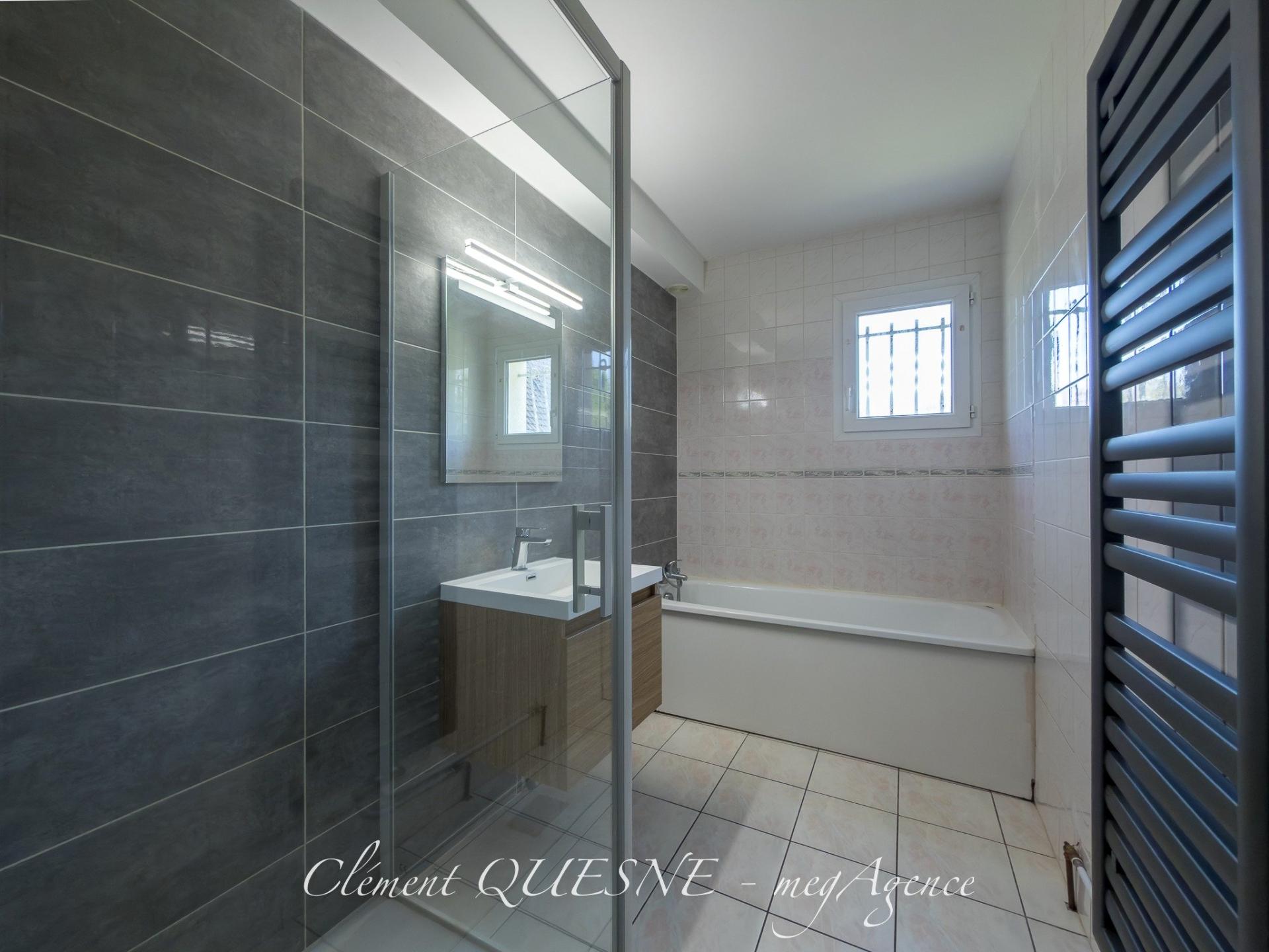 Miniature photo - 15 / 16