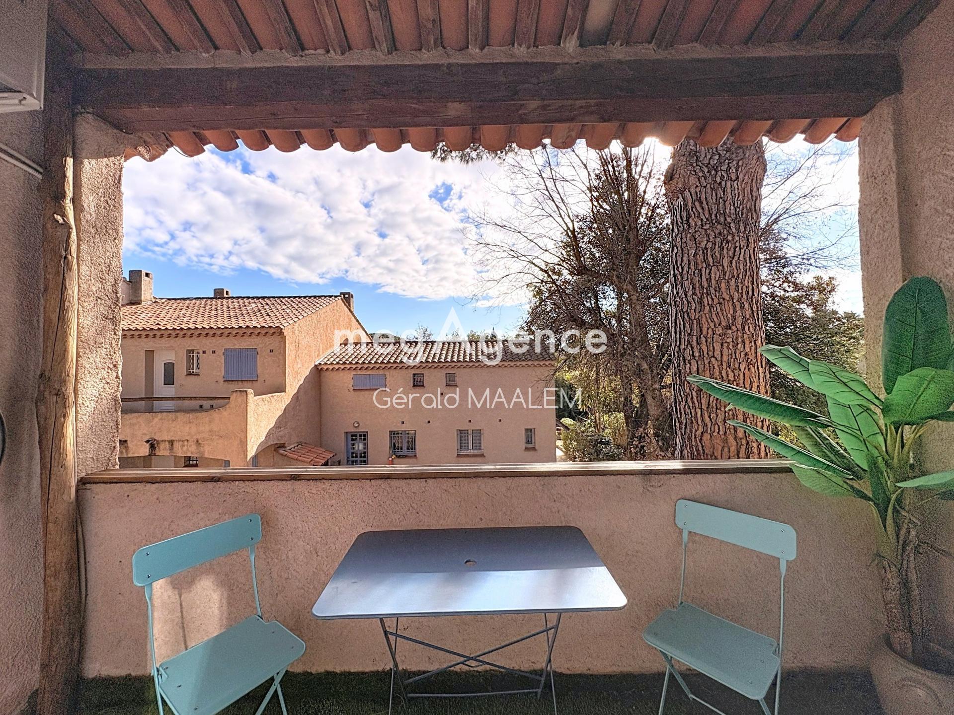 Miniature photo - 5 / 10