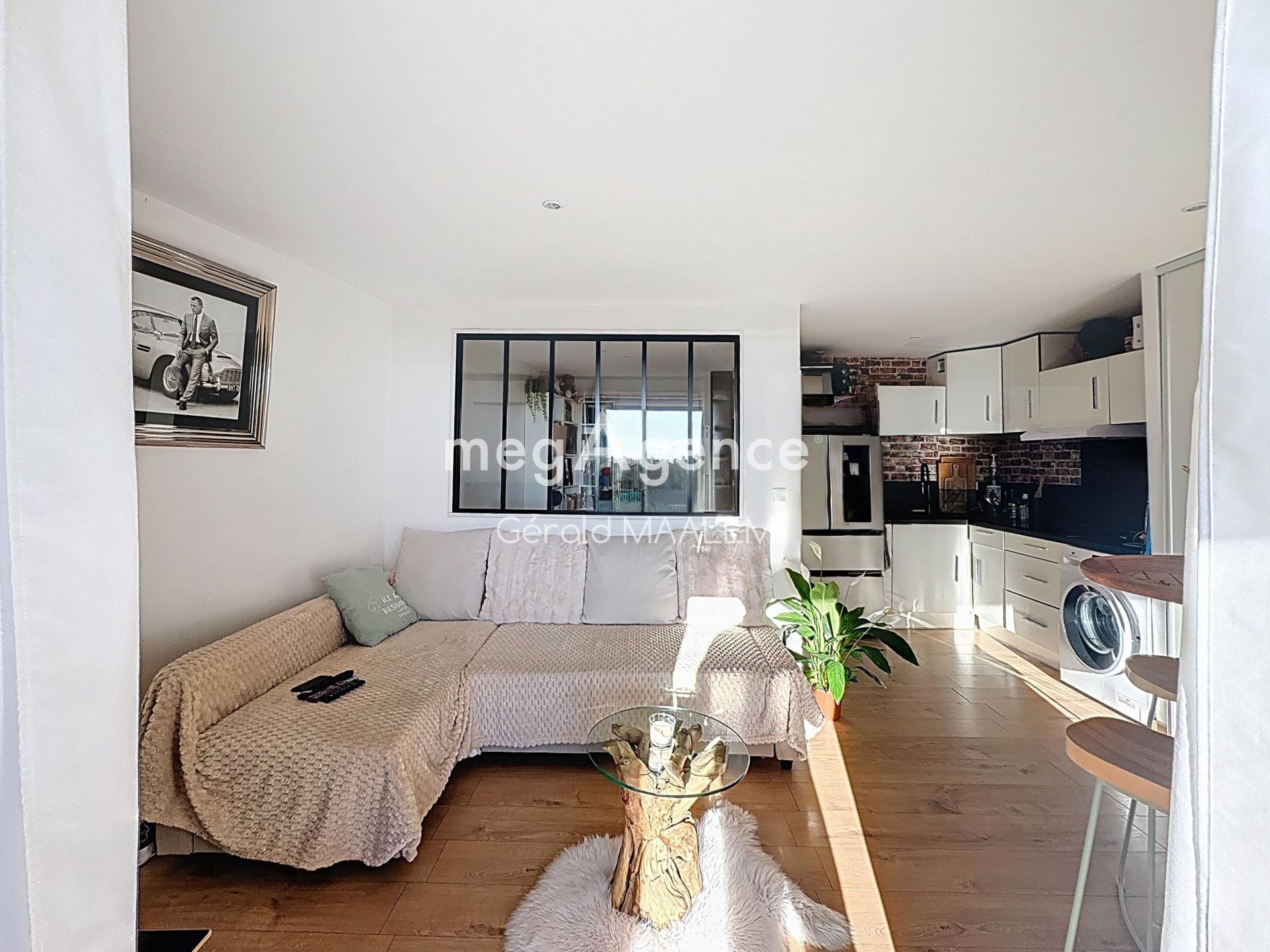 Miniature photo - 2 / 12