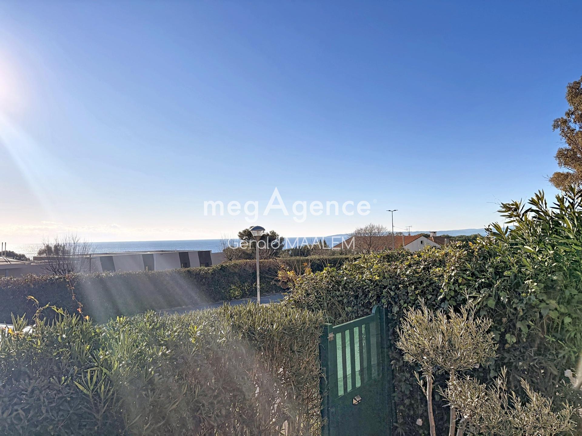 Miniature photo - 12 / 12