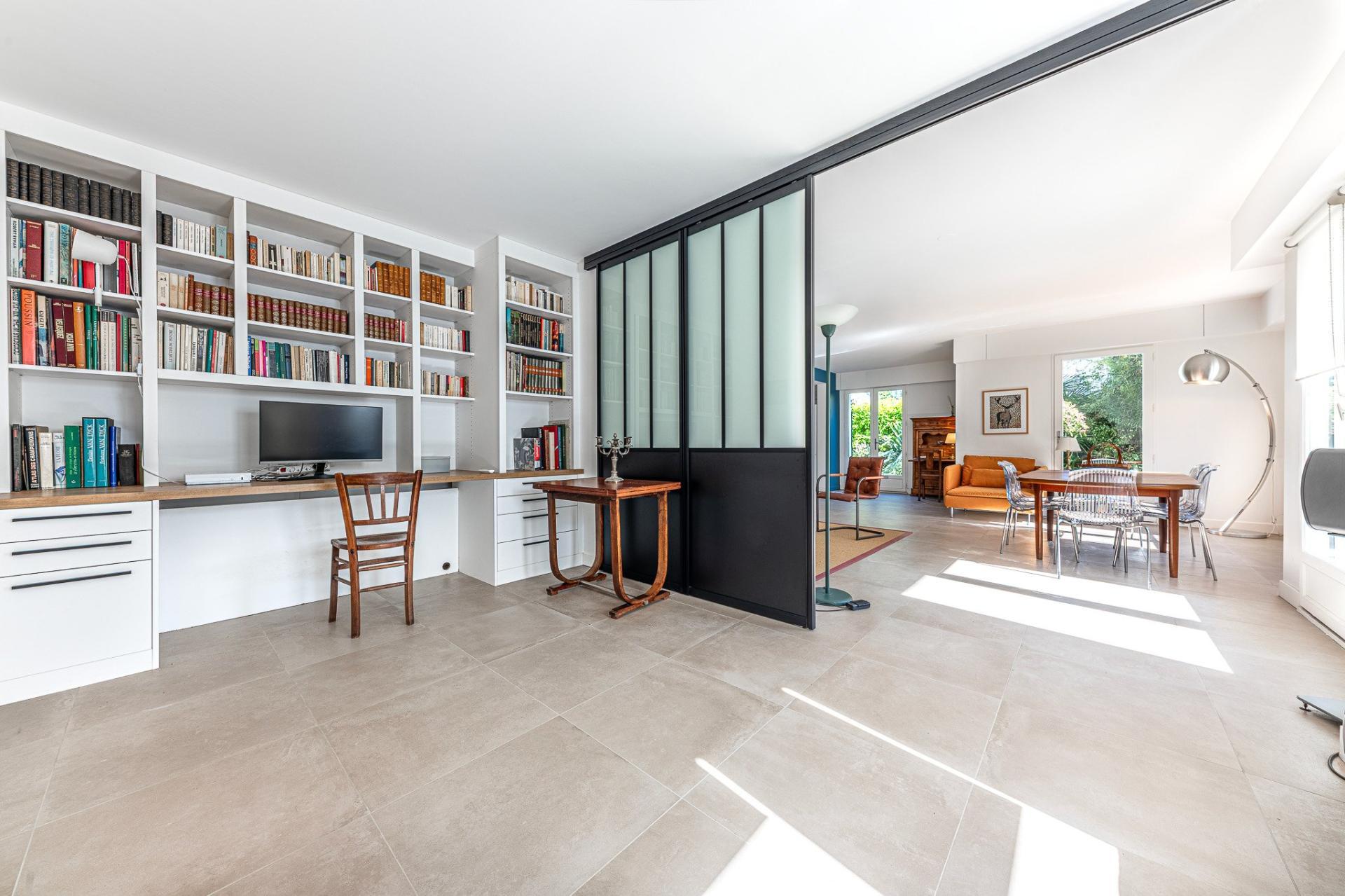 Miniature photo - 4 / 13