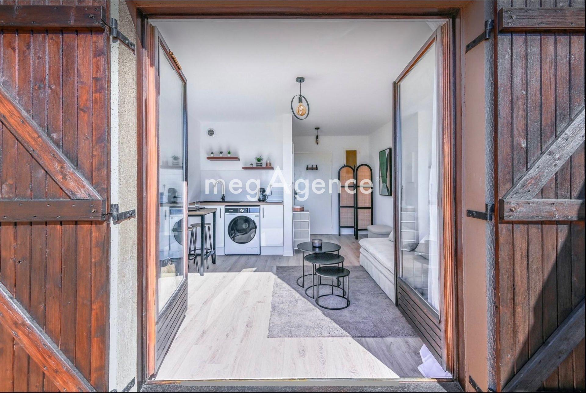 Miniature photo - 15 / 15