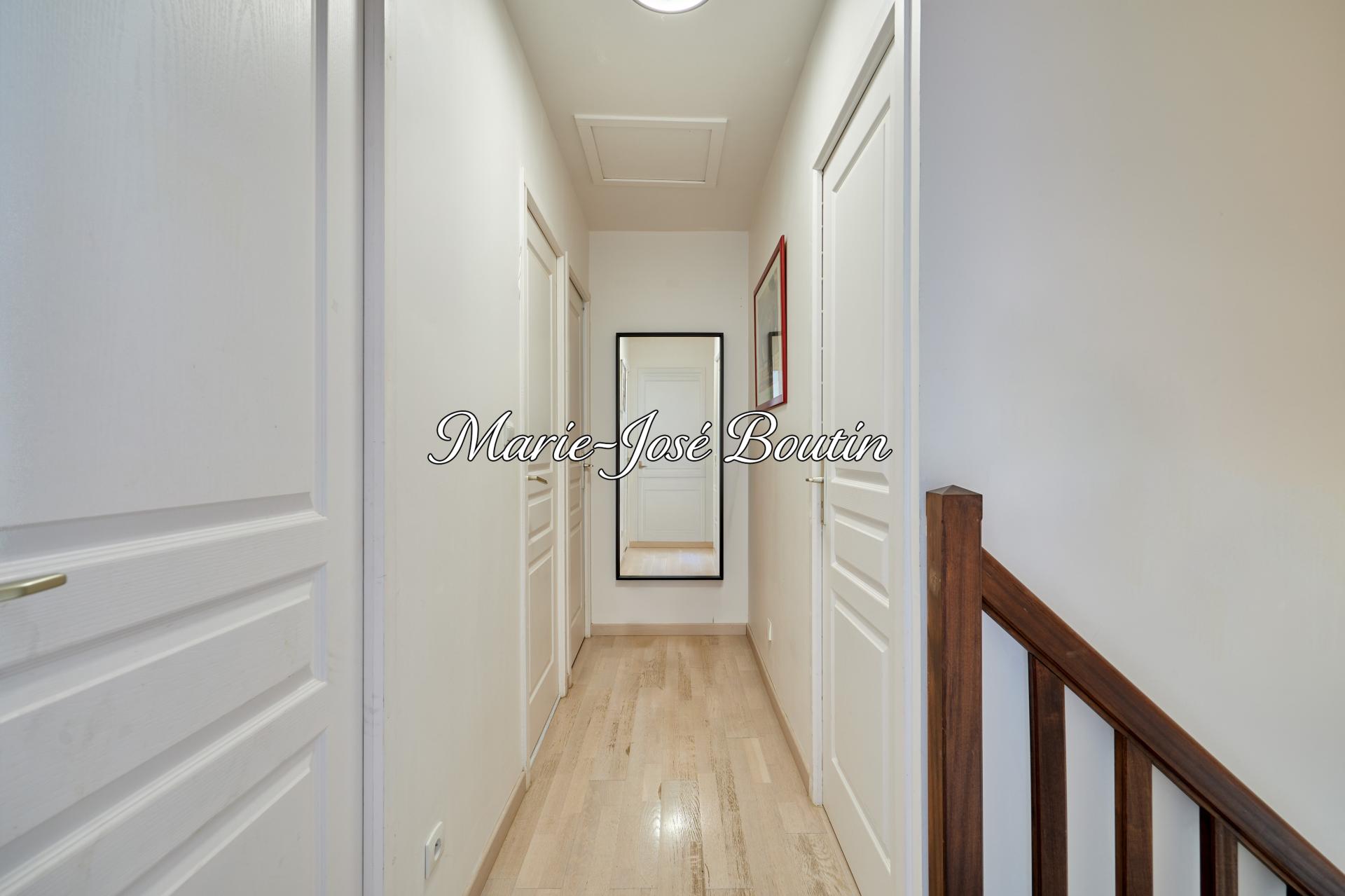 Miniature photo - 13 / 18