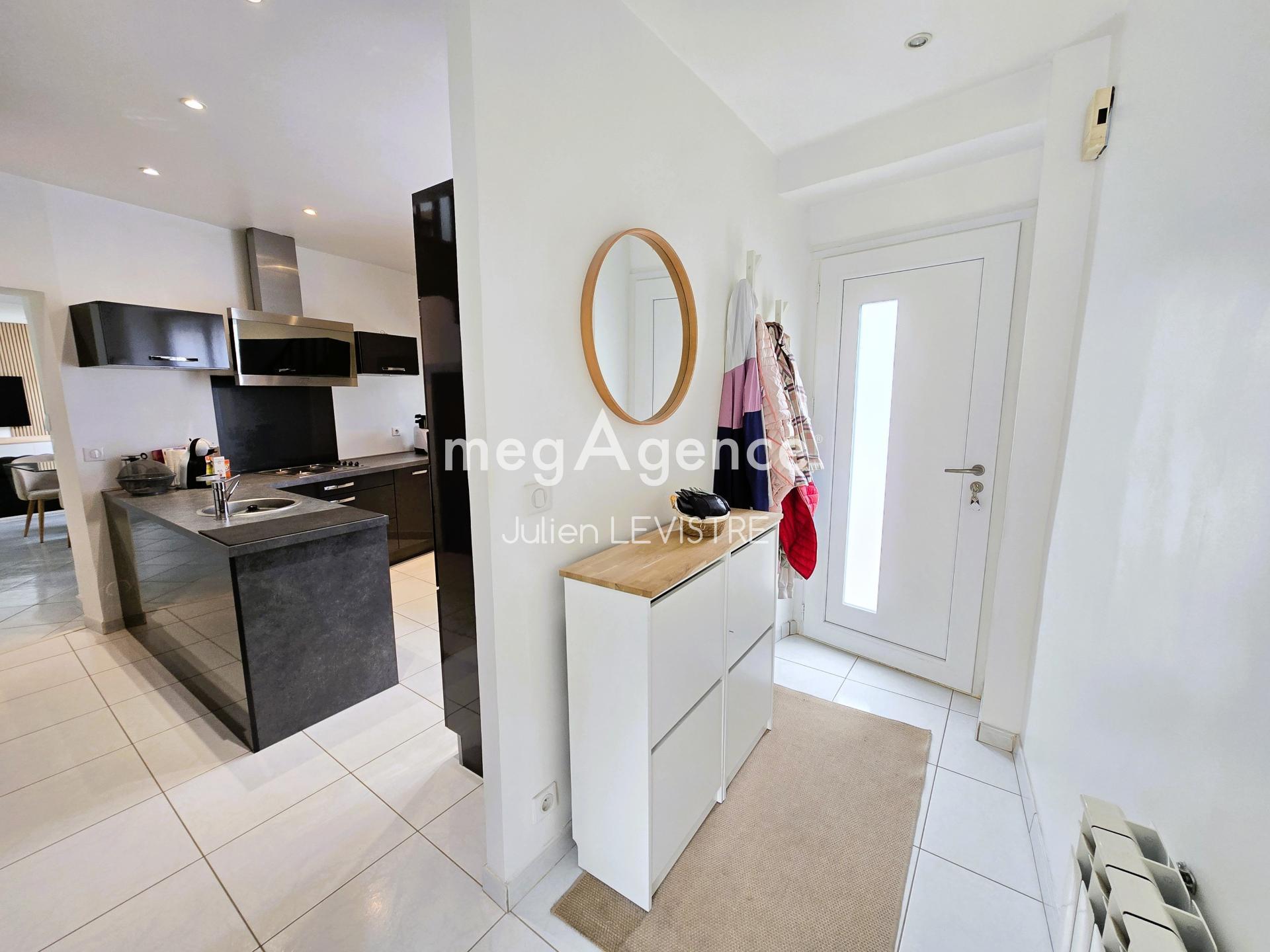 Miniature photo - 2 / 11