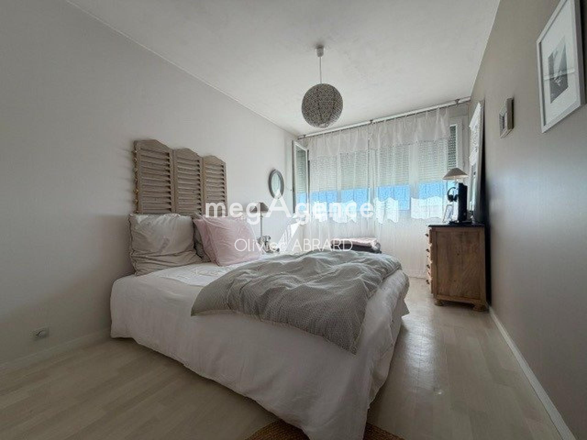 Miniature photo - 4 / 8