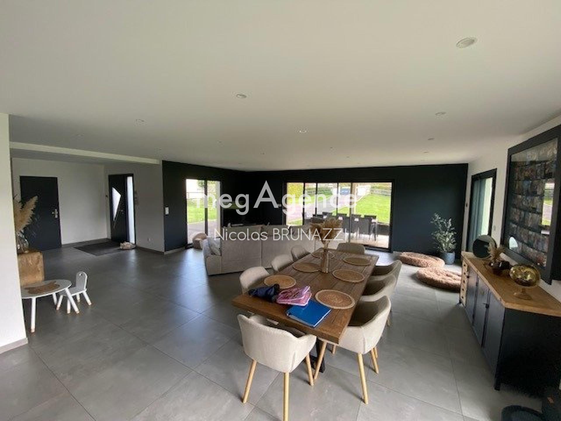 Miniature photo - 4 / 9