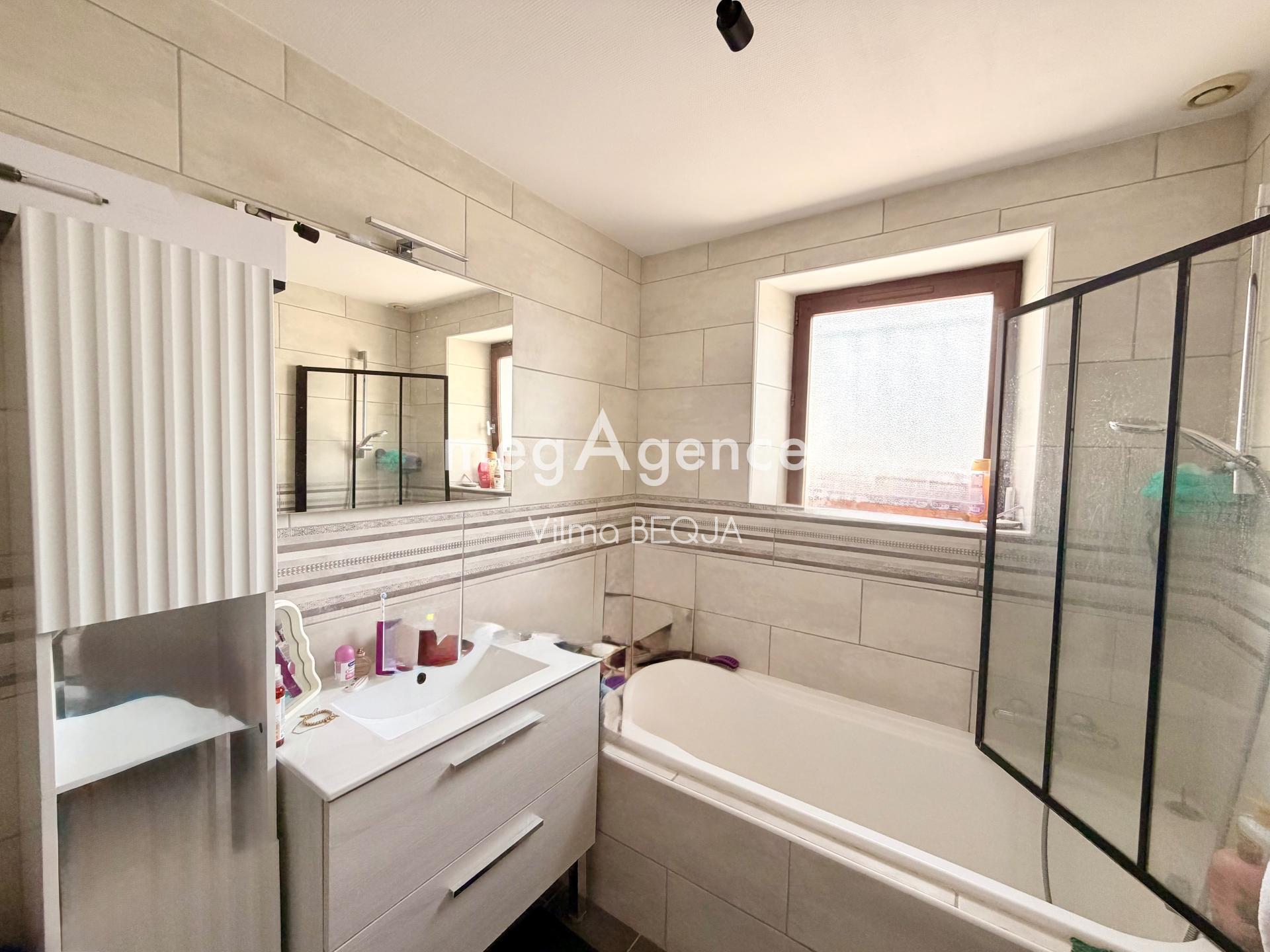 Miniature photo - 16 / 16