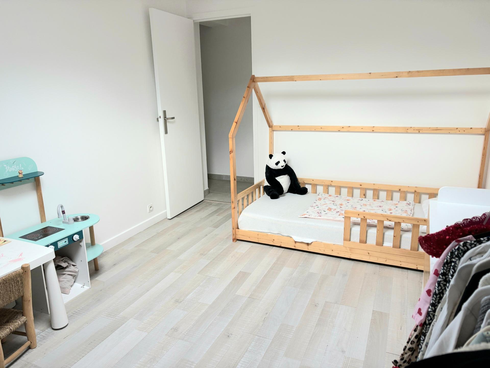 Miniature photo - 8 / 10