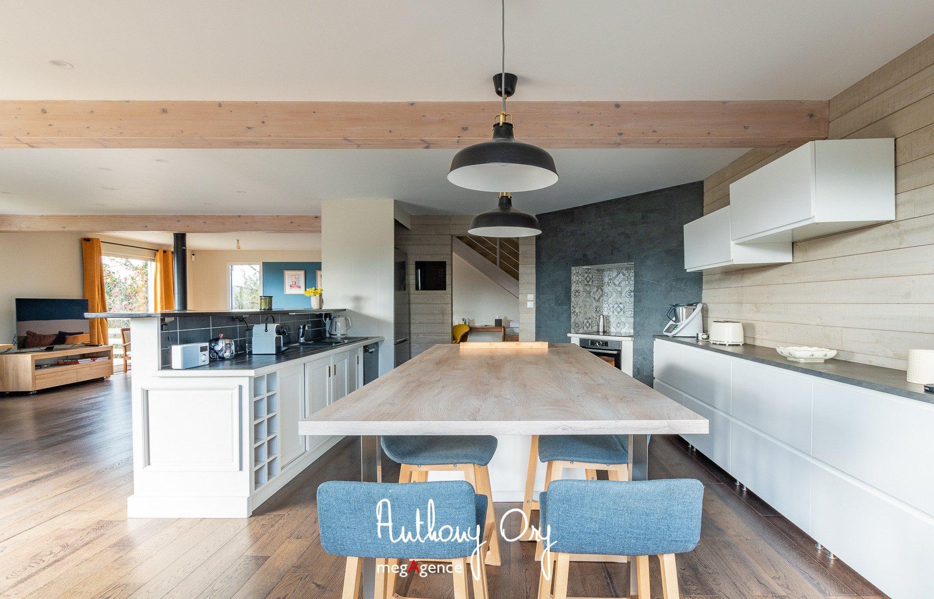 Miniature photo - 8 / 20