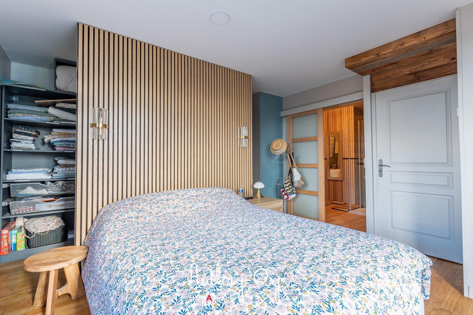 Miniature photo - 11 / 20