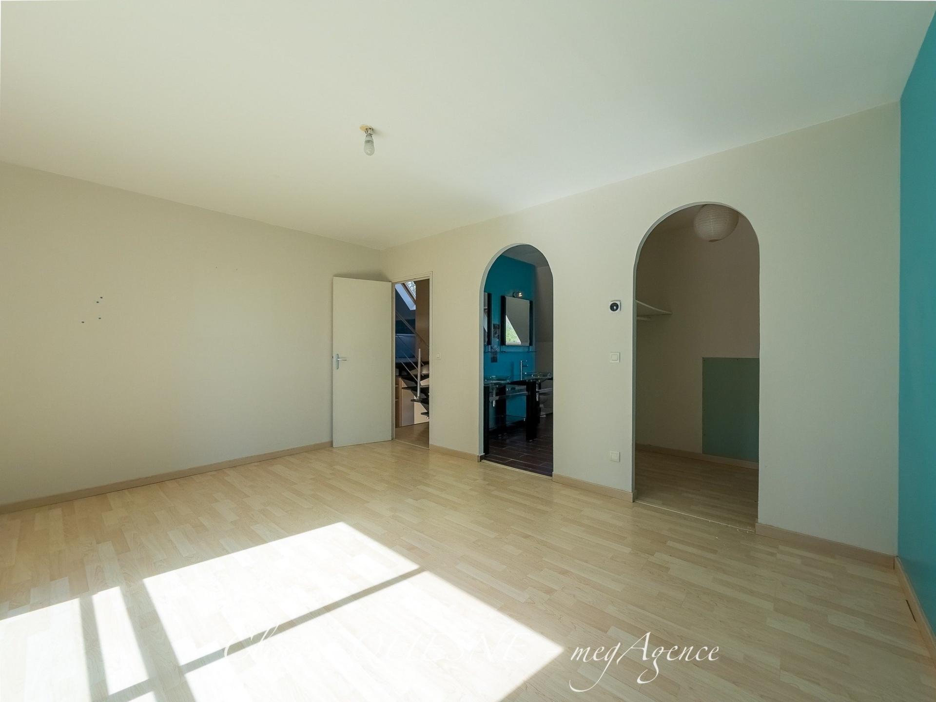 Miniature photo - 12 / 20