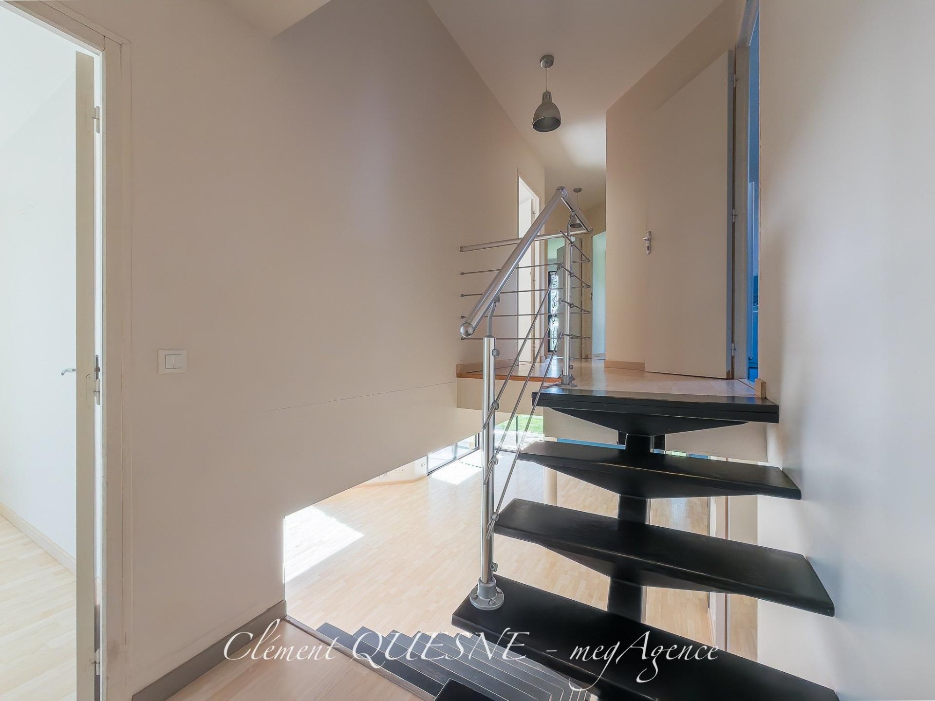 Miniature photo - 11 / 20