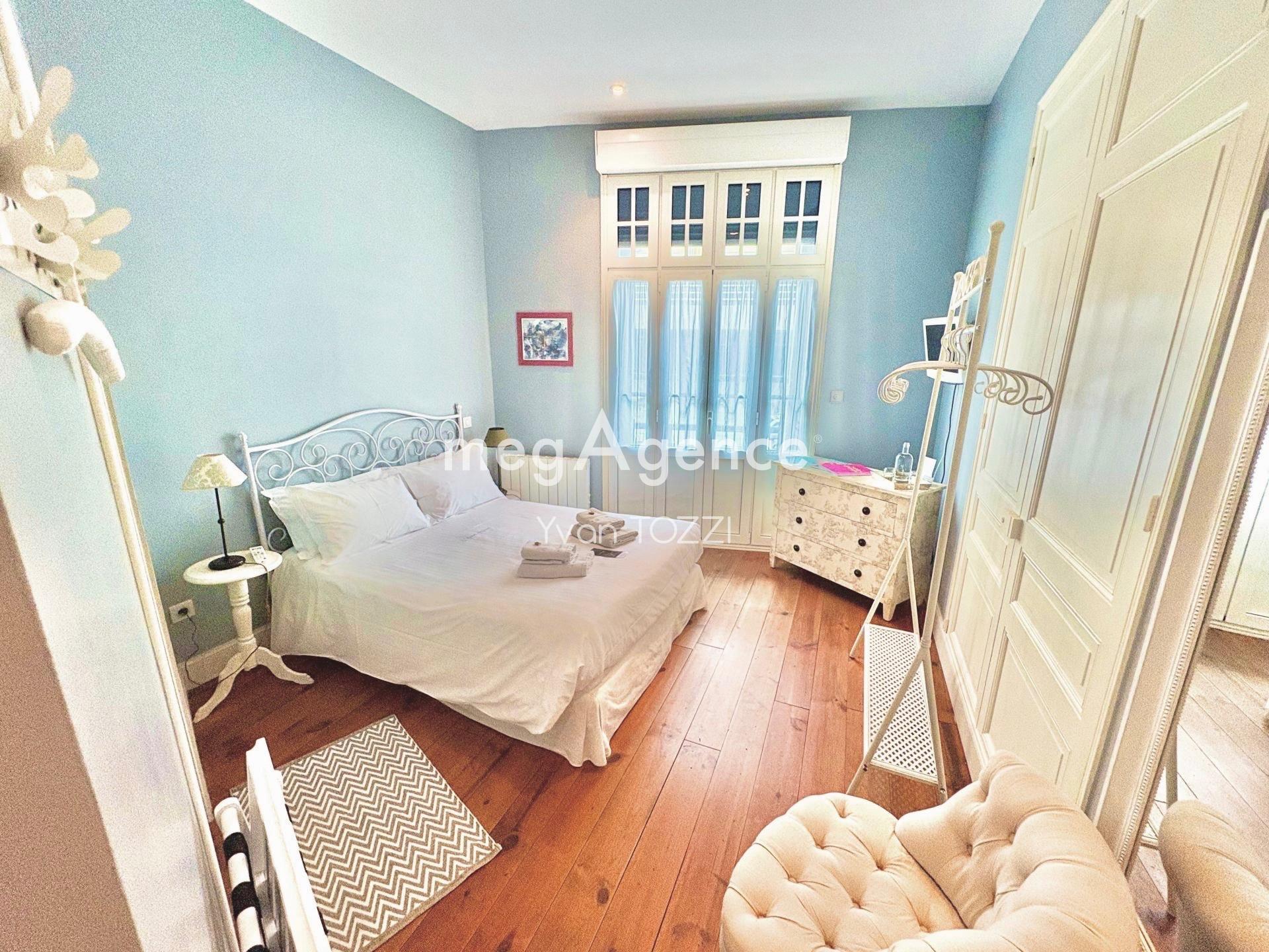 Miniature photo - 10 / 15