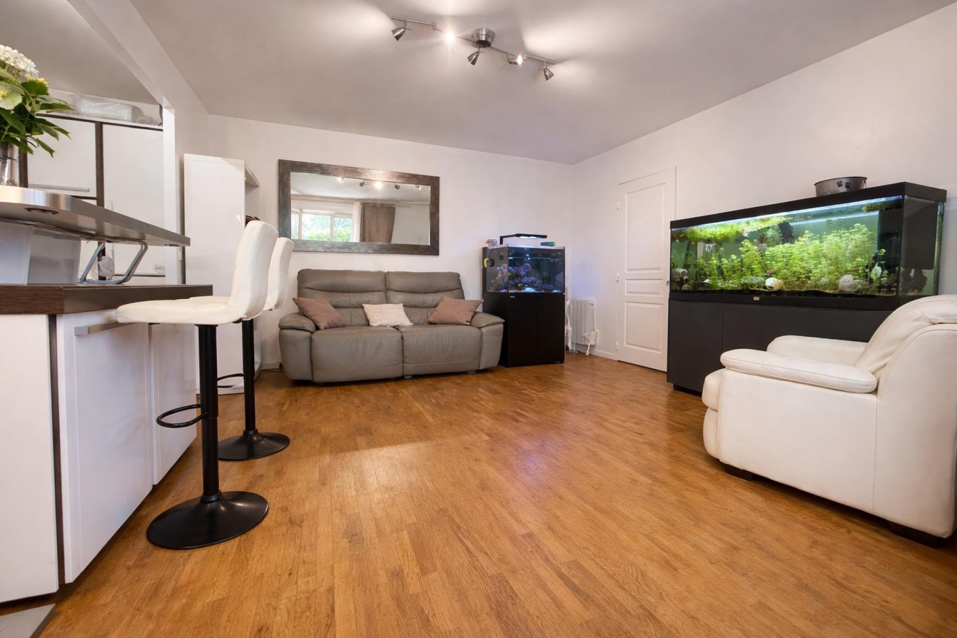 Miniature photo - 5 / 9