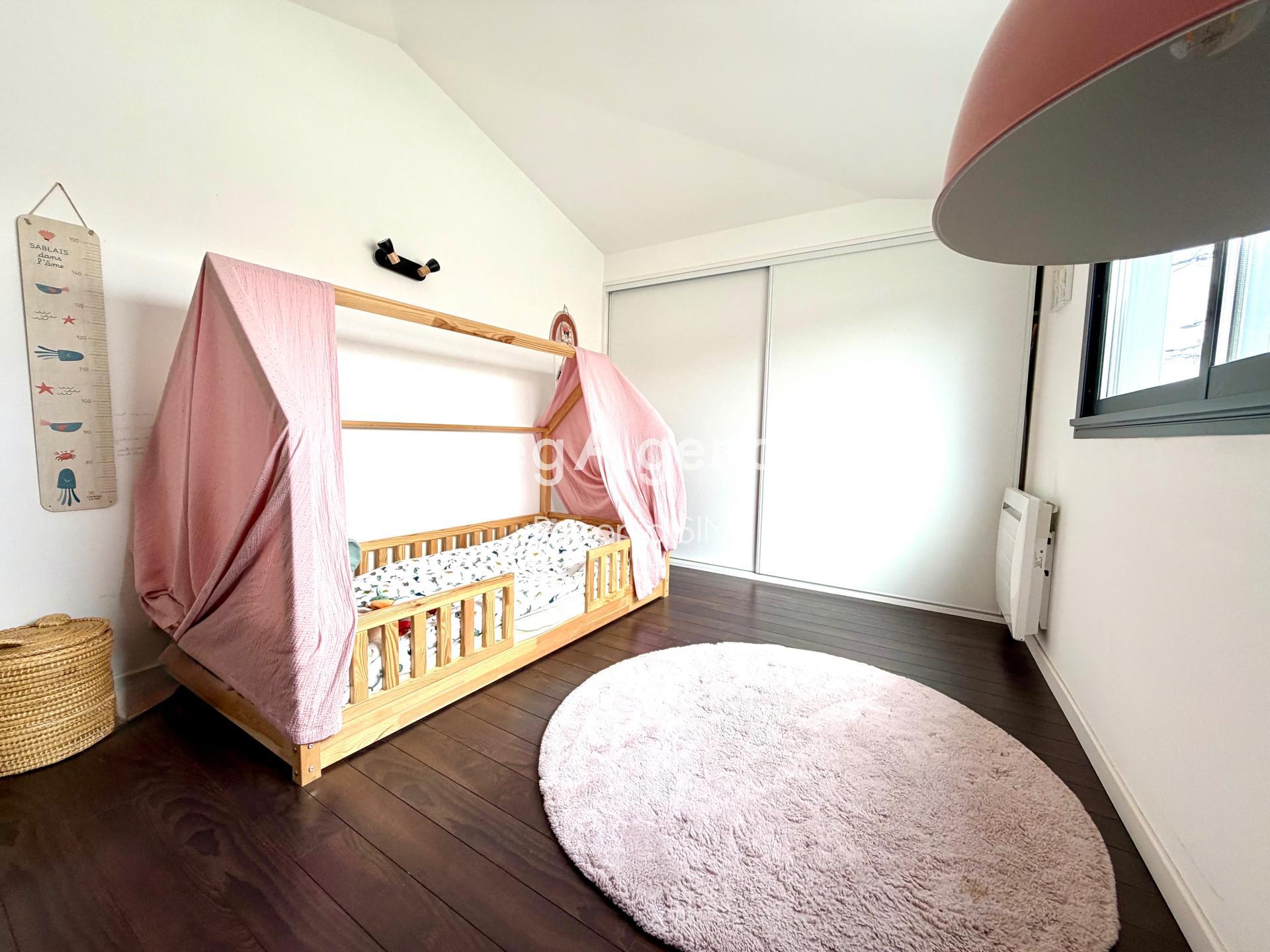 Miniature photo - 12 / 15