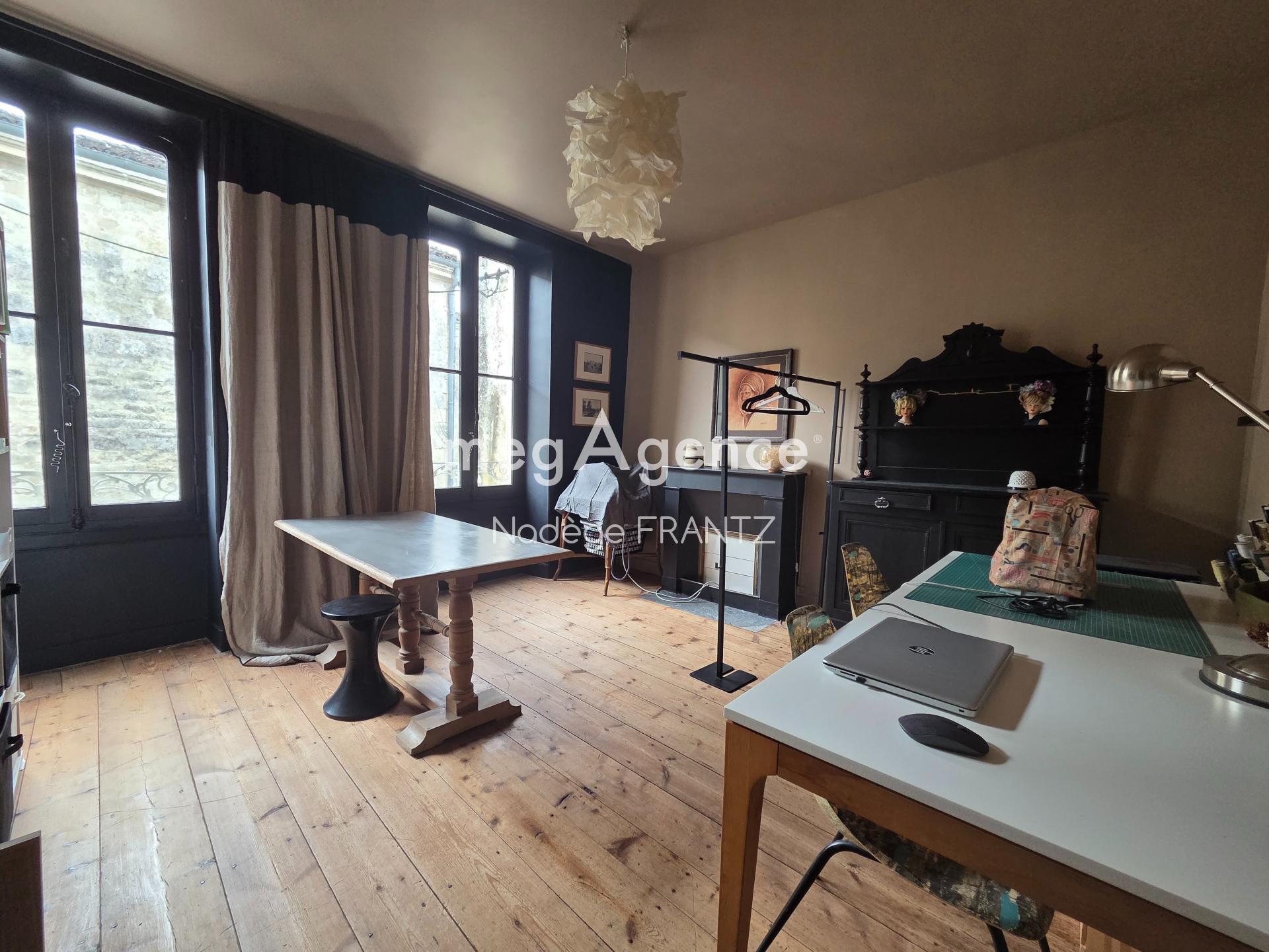 Miniature photo - 12 / 16